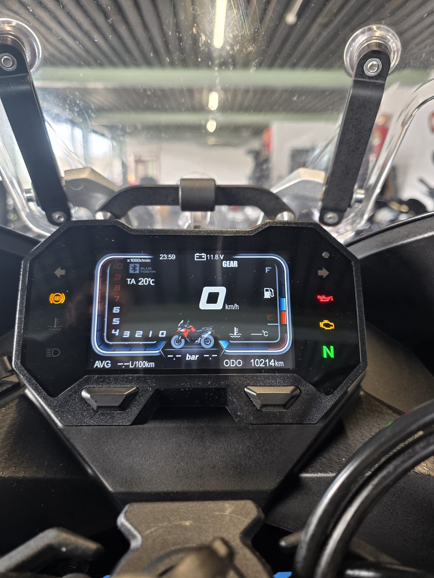 VOGE 650DSX-image-7
