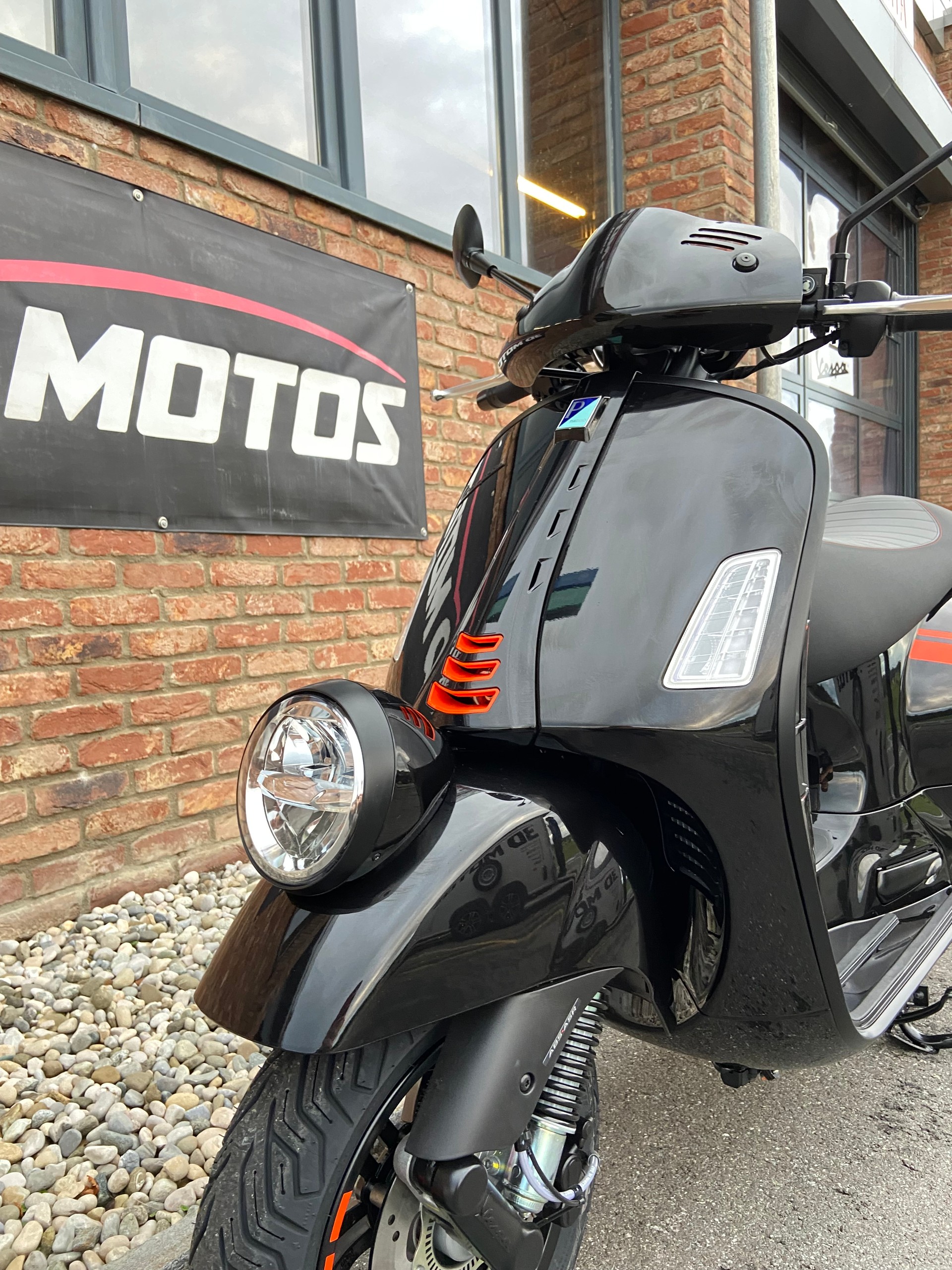 PIAGGIO Vespa GTV 300 E5-image-7