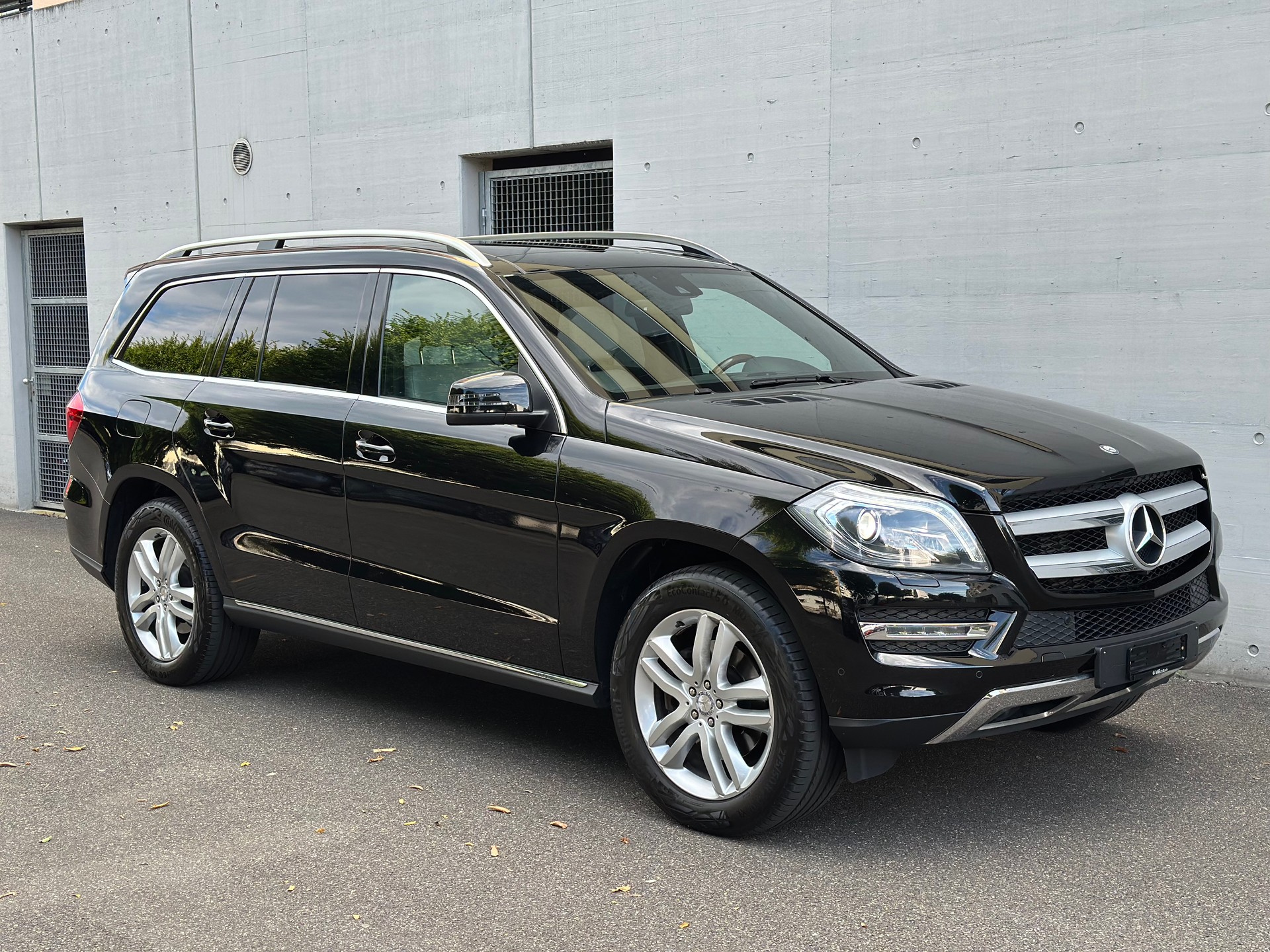 MERCEDES-BENZ GL 350 AHK 3500Kg FRISCH MFK-image-1