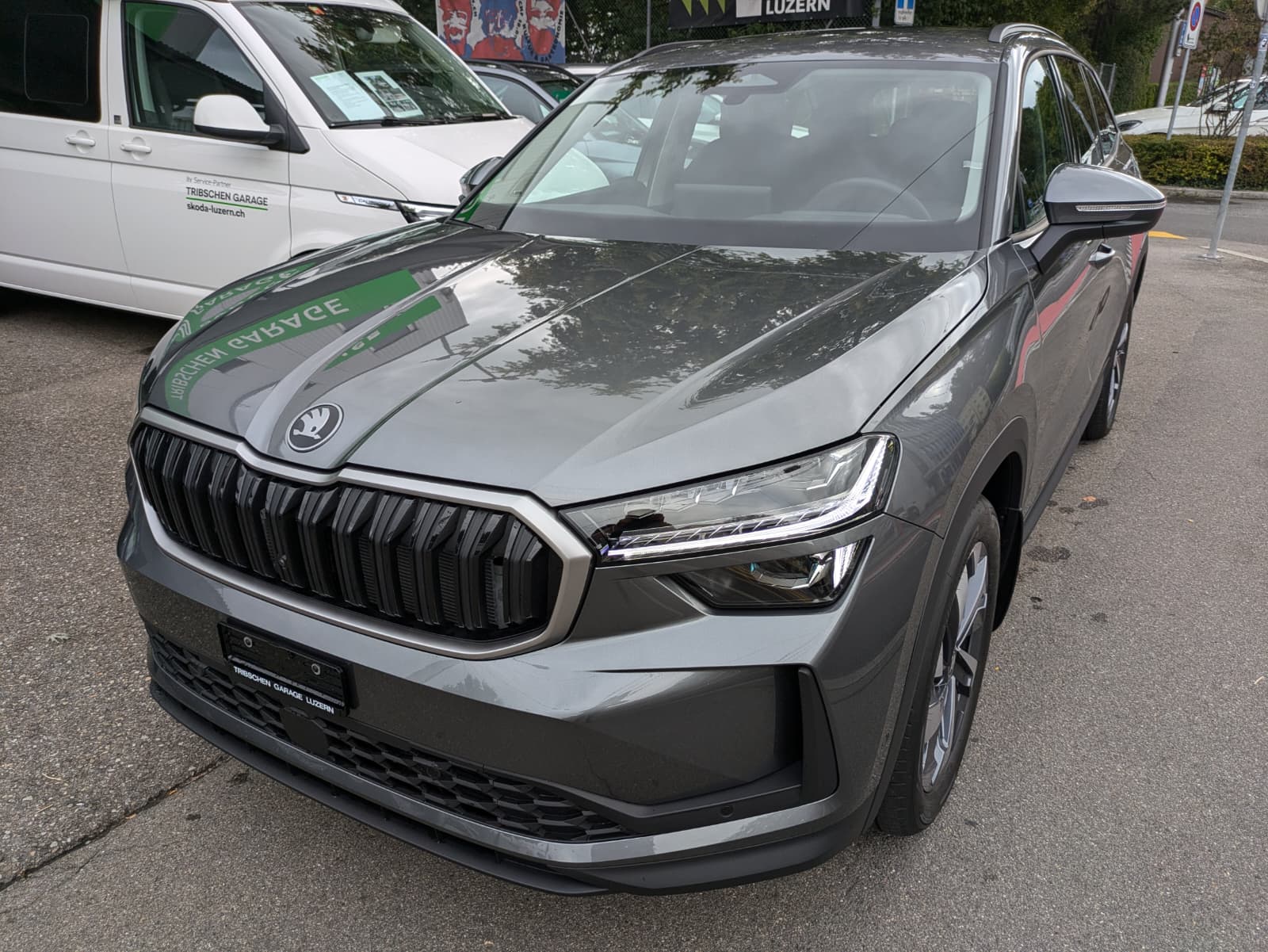 SKODA Kodiaq 2.0 TDI Selection 4x4-showroom-element-2