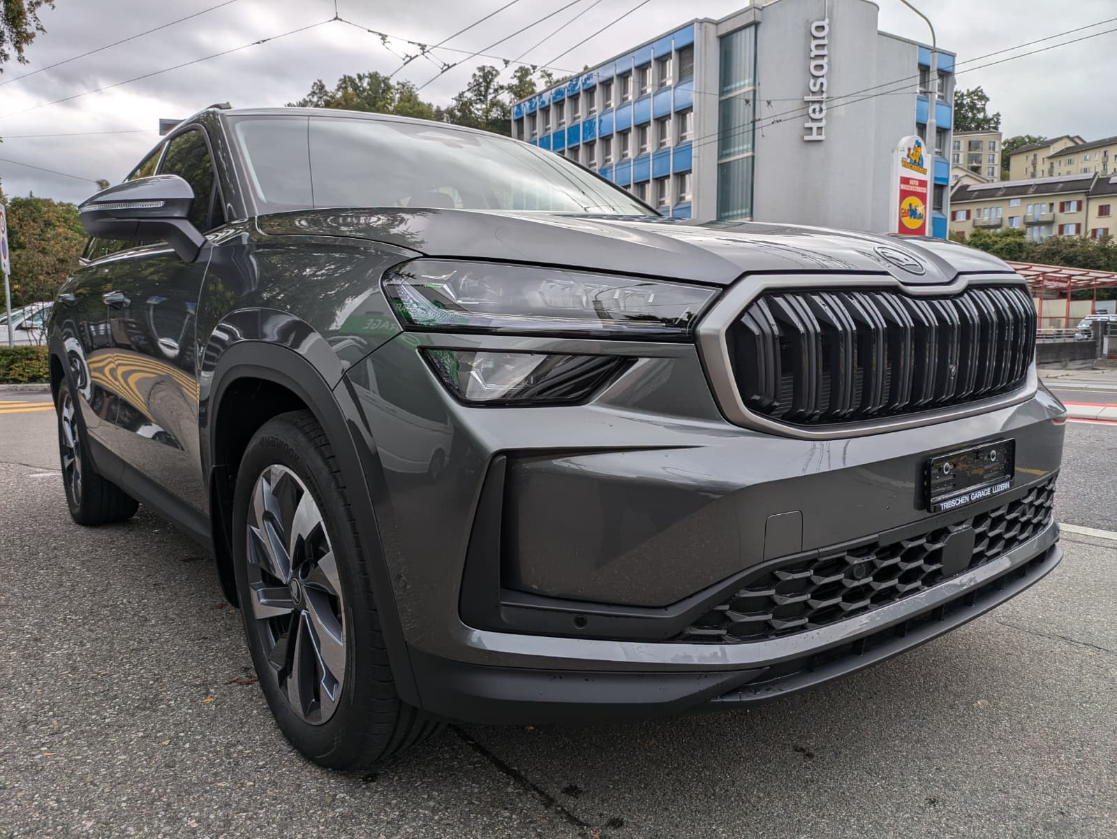 SKODA Kodiaq 2.0 TDI Selection 4x4-showroom-element-1