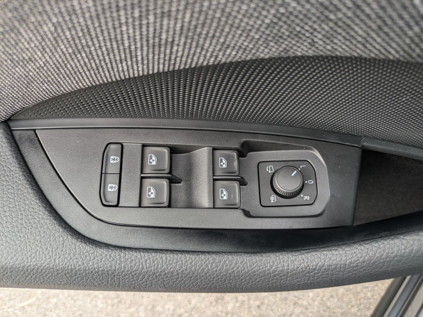 SKODA Kodiaq 2.0 TDI Selection 4x4-image-19