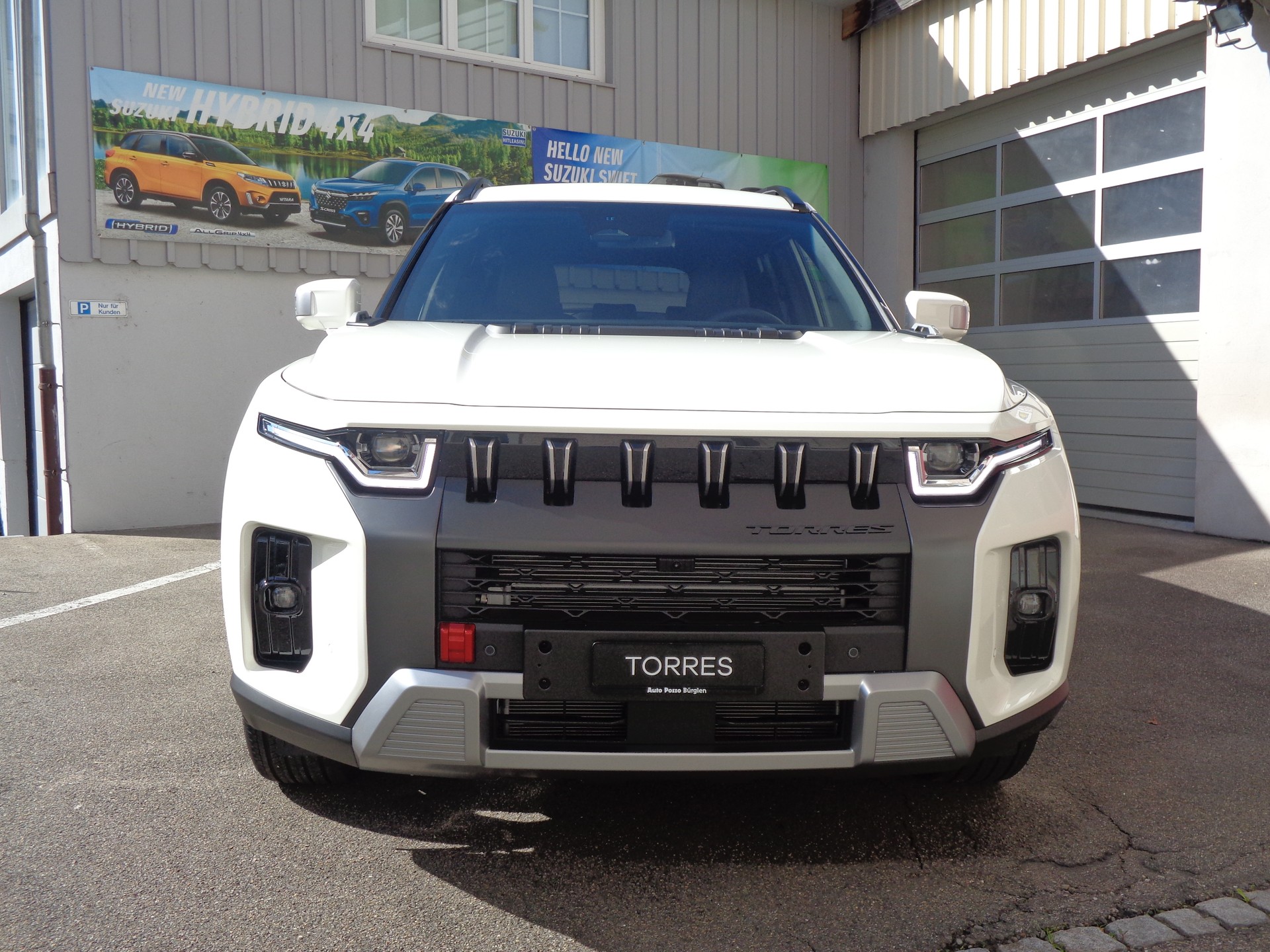 KGM-SsangYong Torres 1.5 TGDI Hybrid HEVTitanium AT-image-1