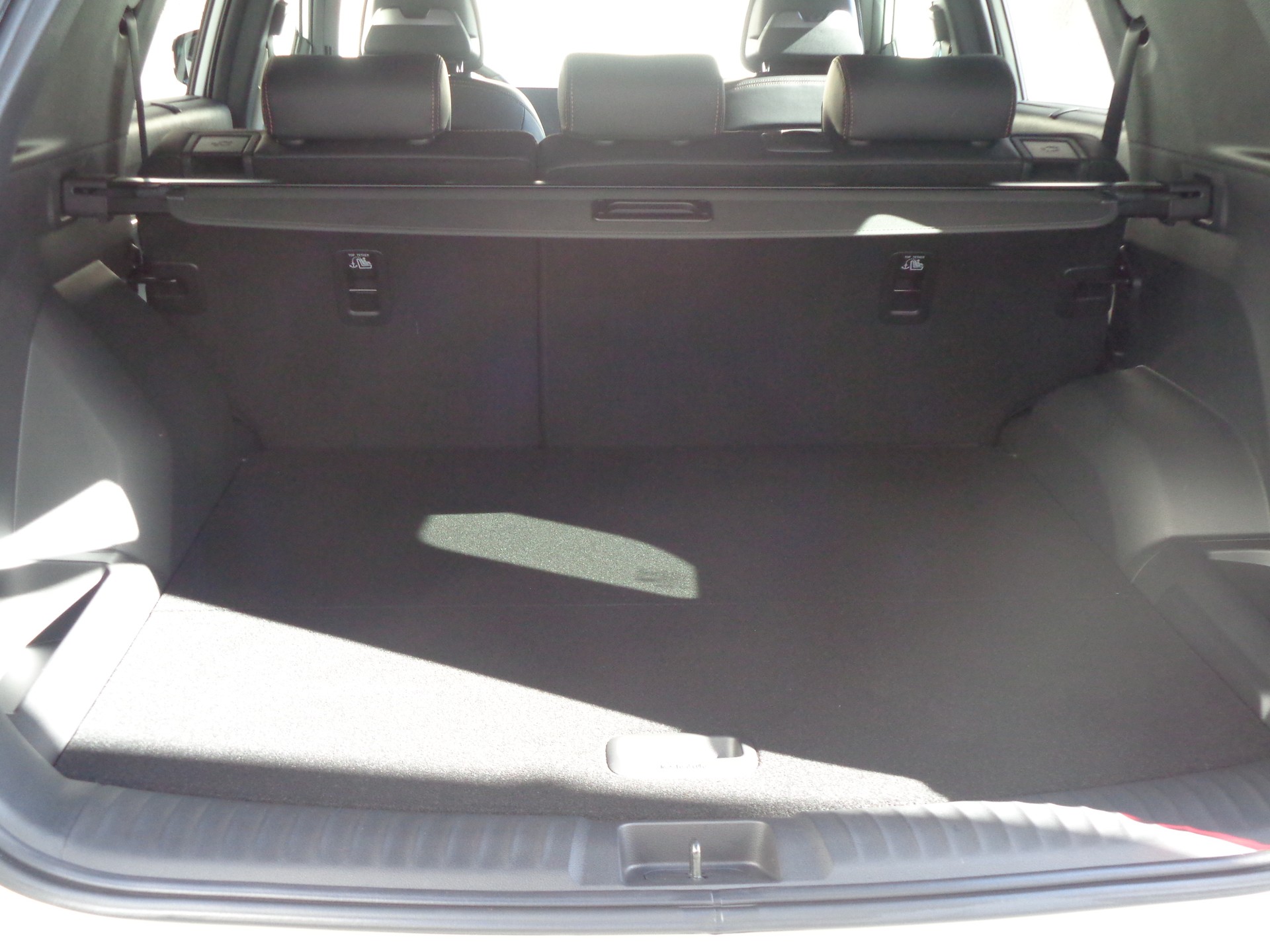 KGM-SsangYong Torres 1.5 TGDI Hybrid HEVTitanium AT-image-11