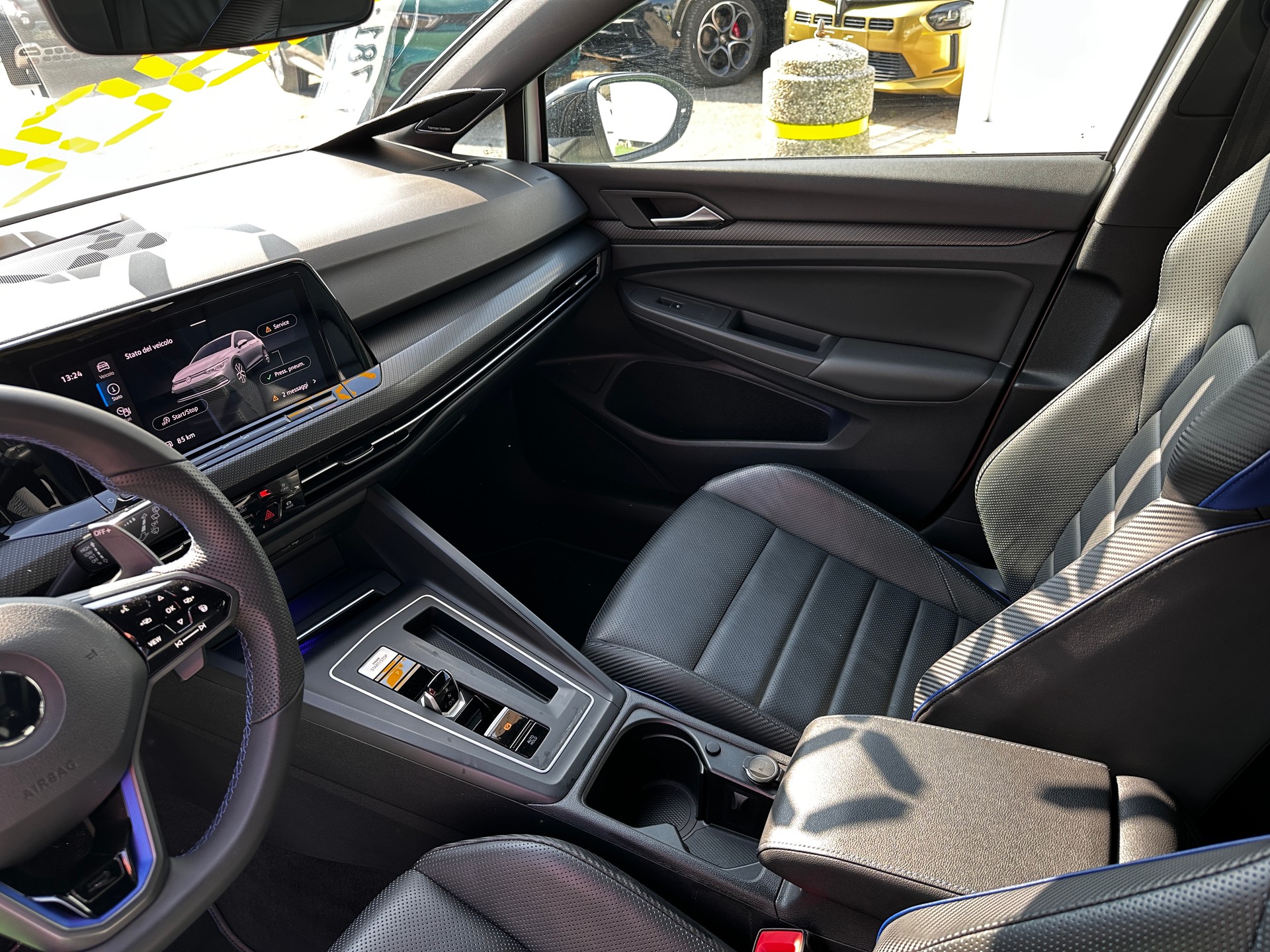 VW Golf 2.0 TSI R DSG 4Motion-image-10
