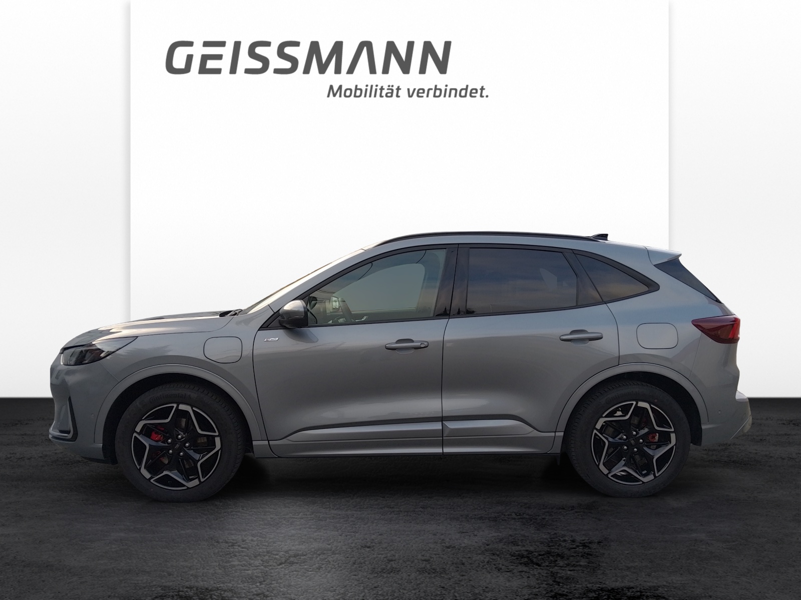 FORD Kuga 2.5 Plug-in Hybrid ST-Line X-showroom-element-1