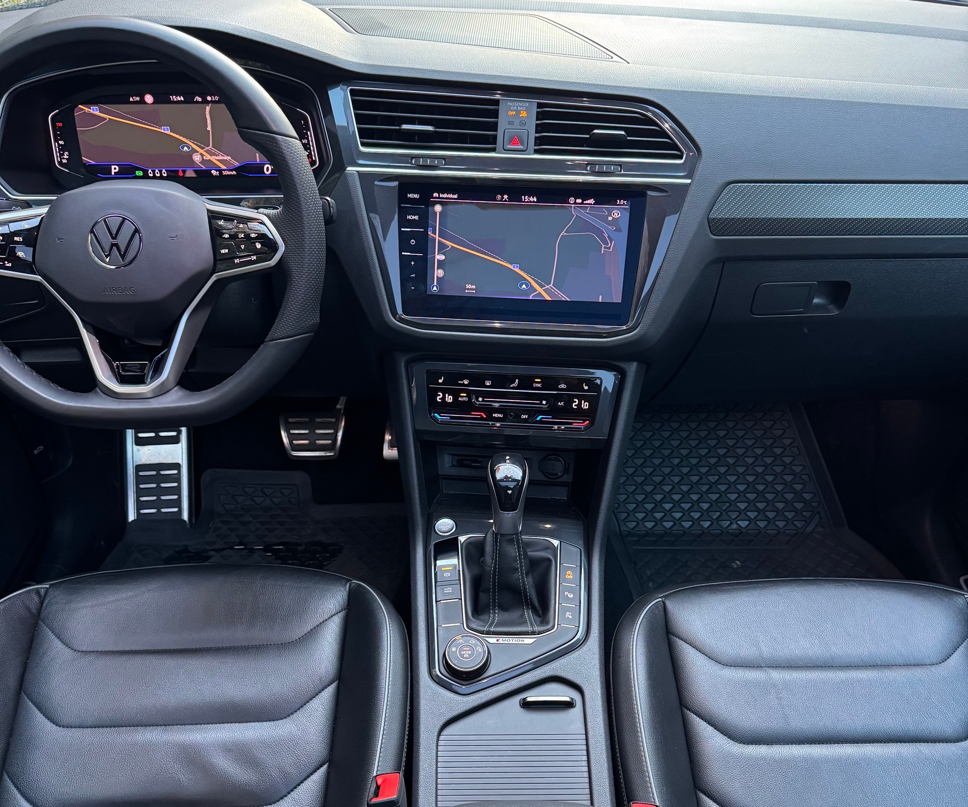 VW Tiguan 2.0TSI R-Line 4Motion DSG Leasing ab 345.- 1 J Garantie 3 J Gratisservice-image-15
