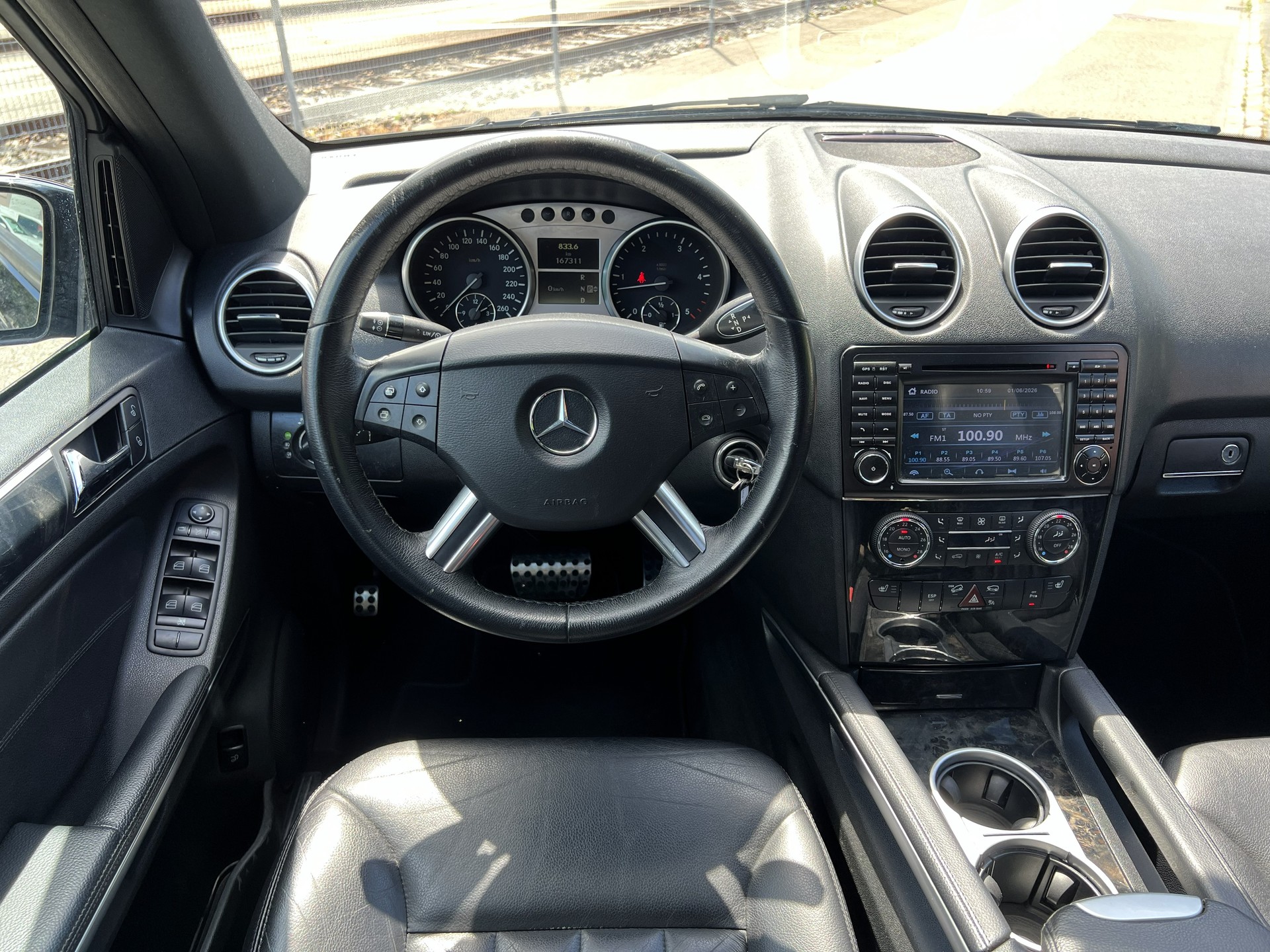 MERCEDES-BENZ ML 320 CDI 4Matic Edition7G-Tronic-image-24