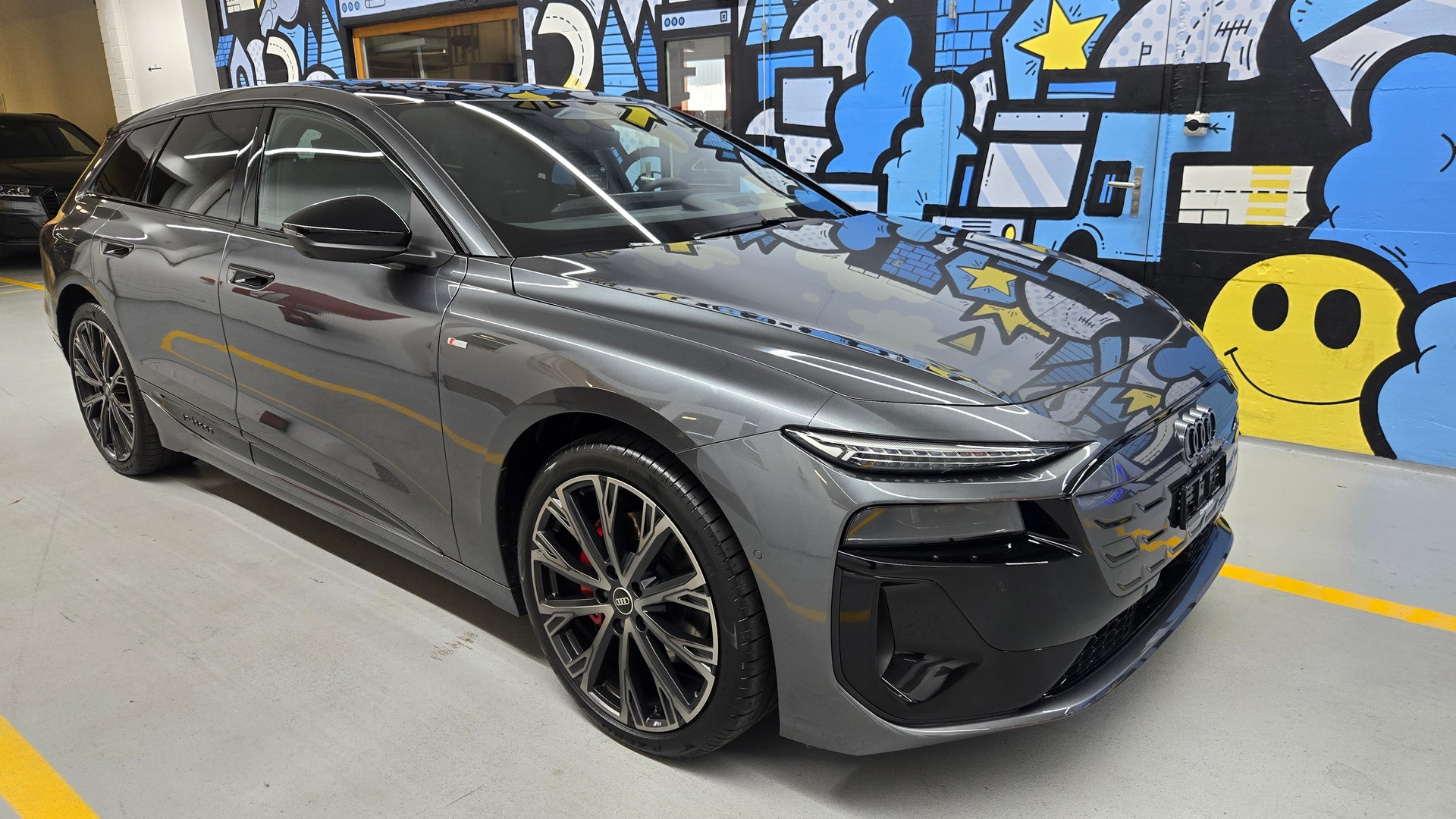 AUDI A6 Avant e-tron quattro