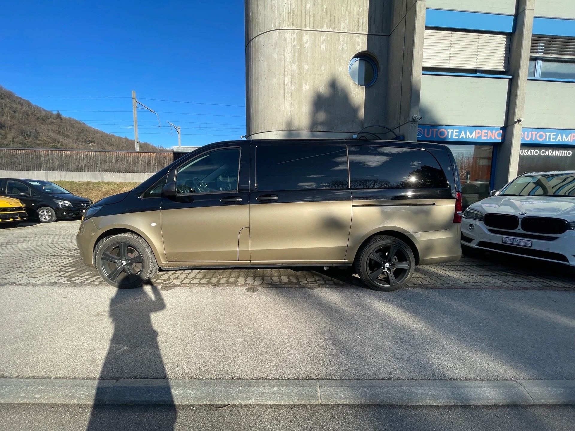 MERCEDES-BENZ Vito 116 CDI Lang Select Tourer 4Matic 9G-Tronic-image-3