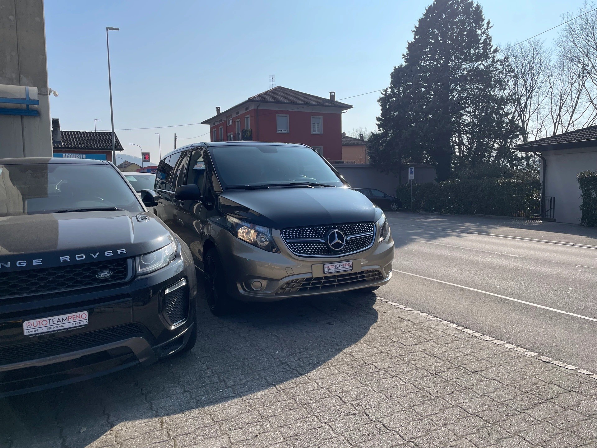 MERCEDES-BENZ Vito 116 CDI Lang Select Tourer 4Matic 9G-Tronic-image-2