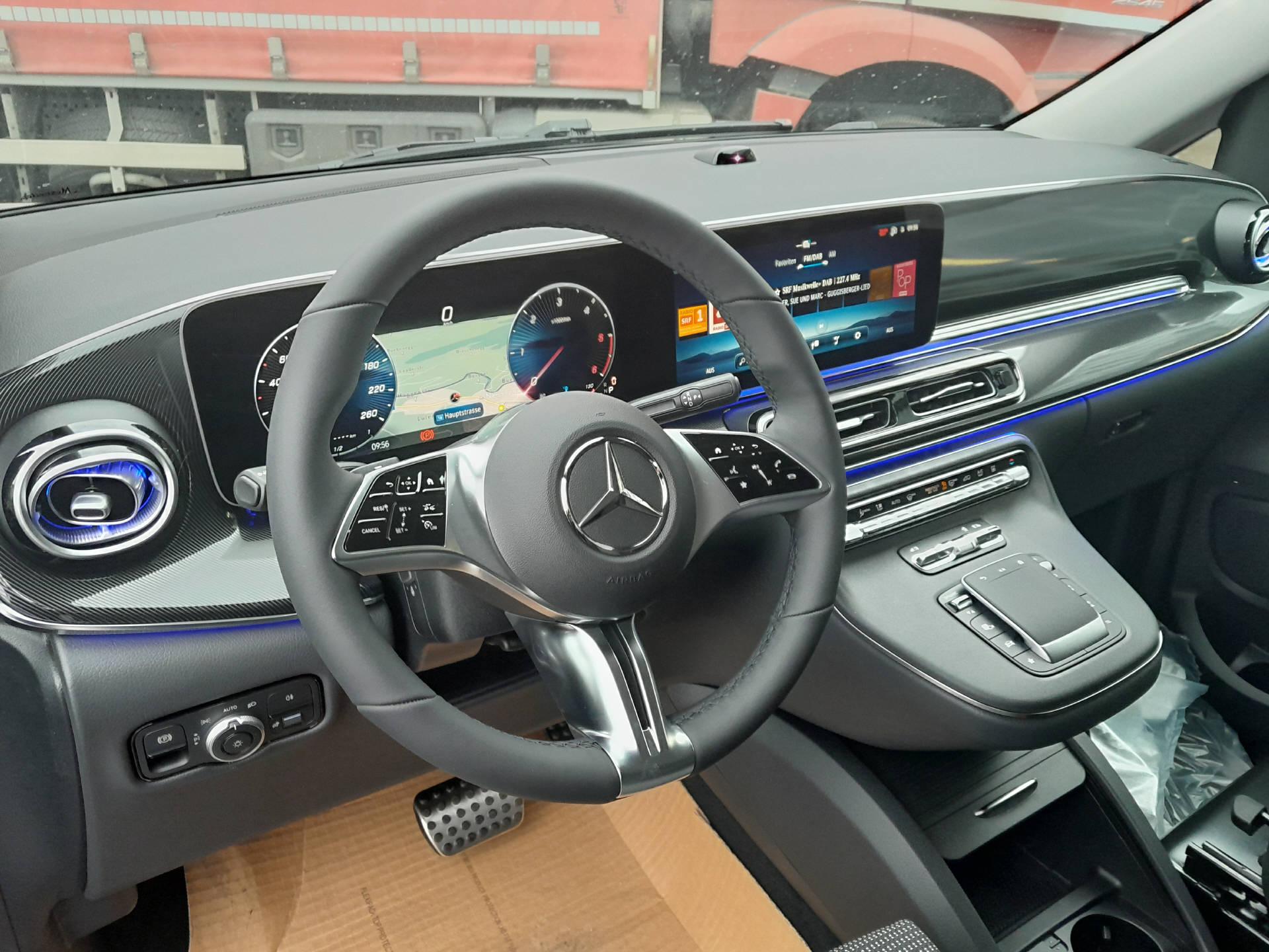 MERCEDES-BENZ V 250 d Trend lang 4x4-image-9