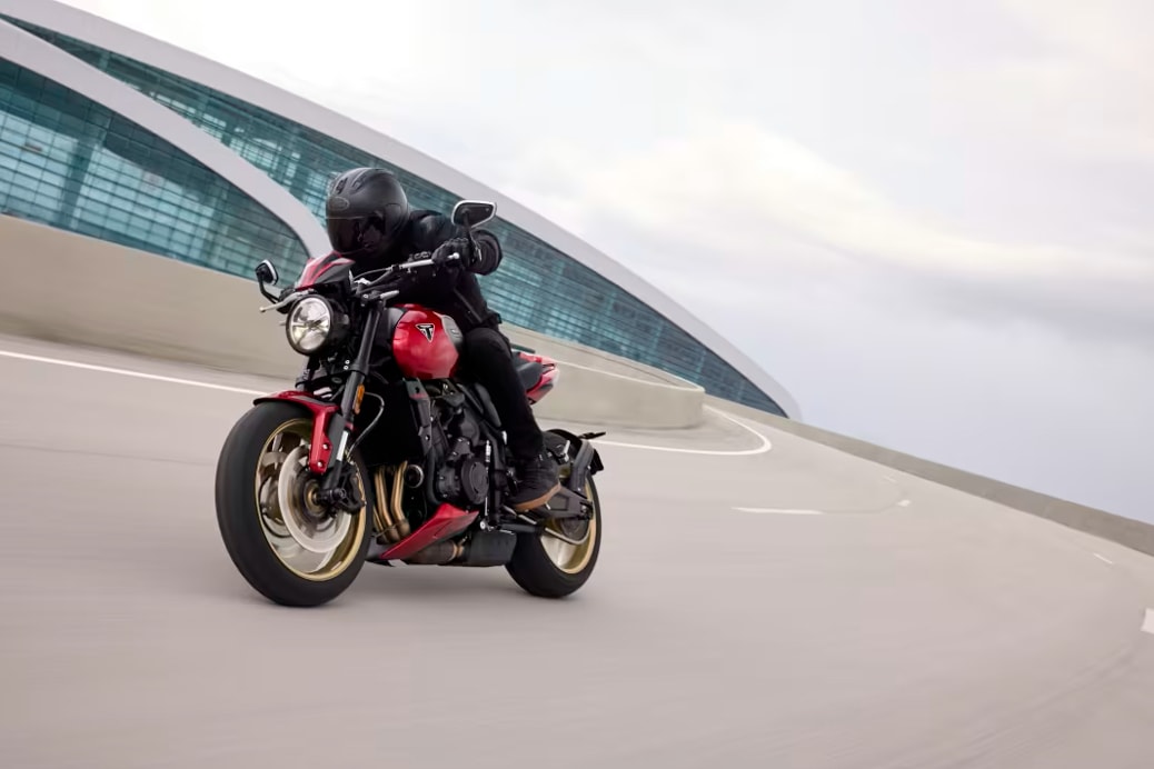 TRIUMPH Trident 800-image-0