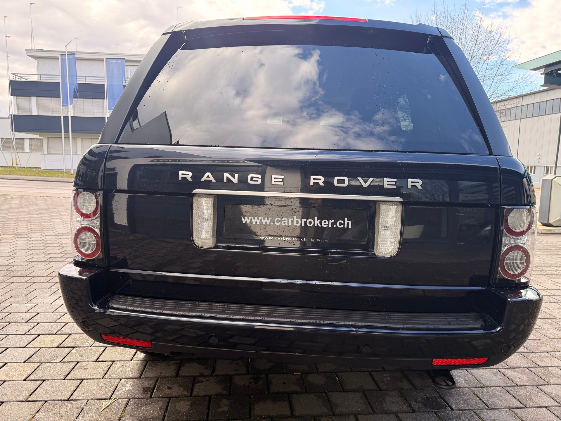 LAND ROVER Range Rover 4.4 TDV8 Vogue Automatic-image-10