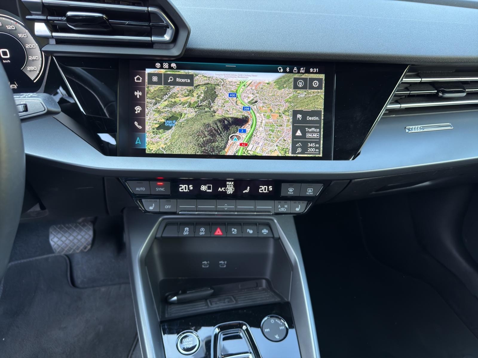 AUDI A3 Sportback 35 TFSI Attraction S-tronic-image-10