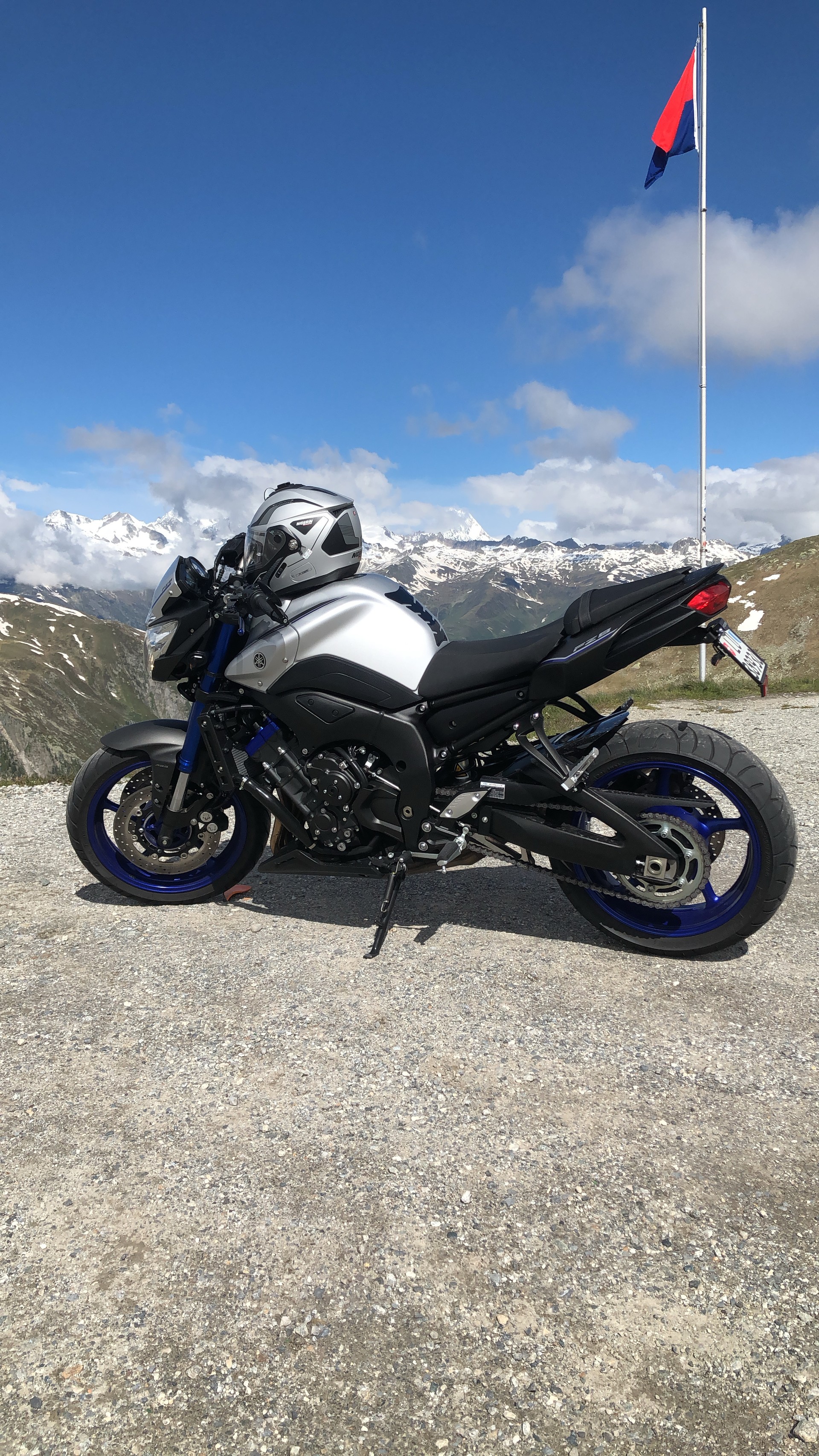YAMAHA FZ8 N ABS-image-2