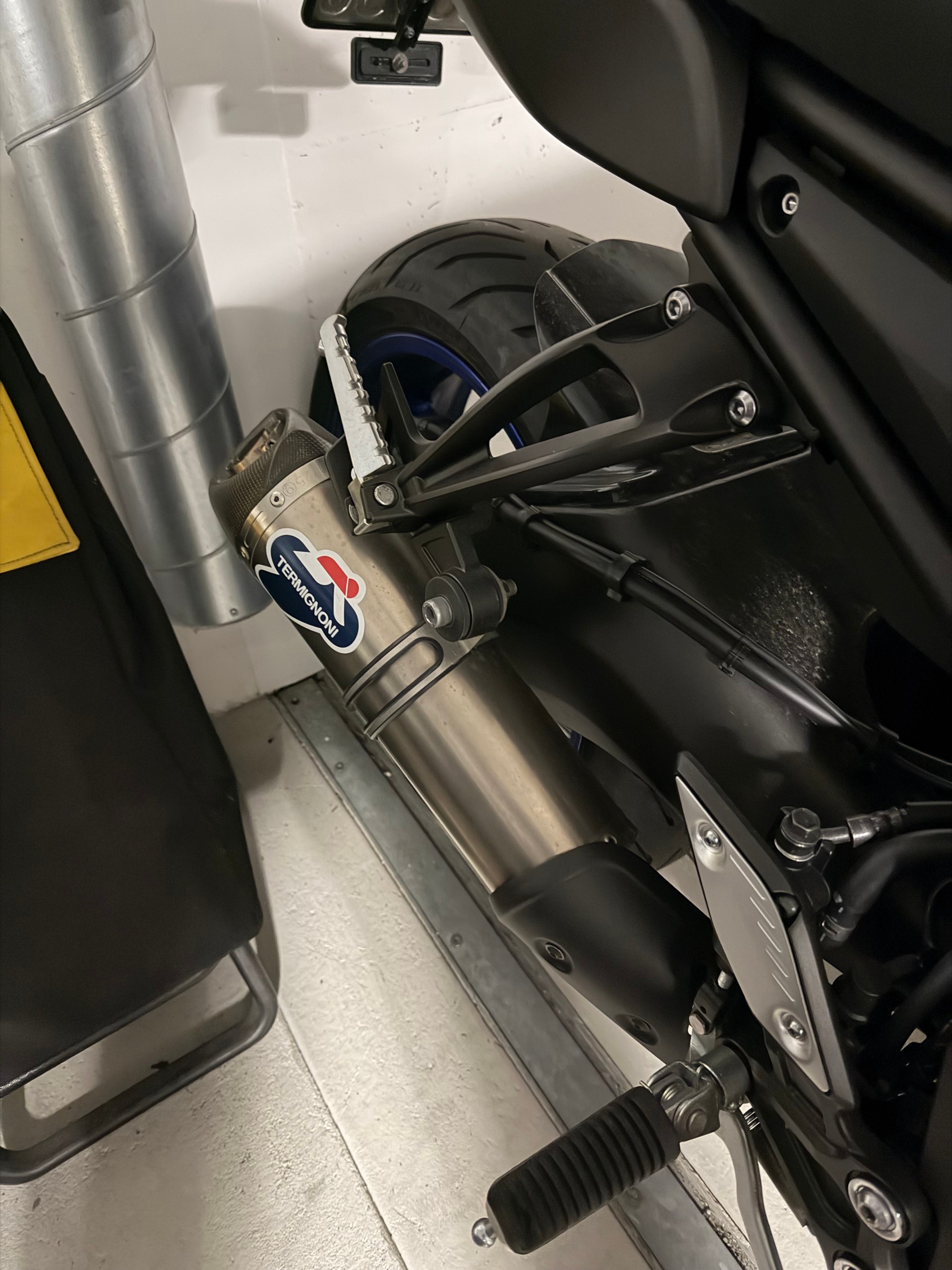 YAMAHA FZ8 N ABS-image-5