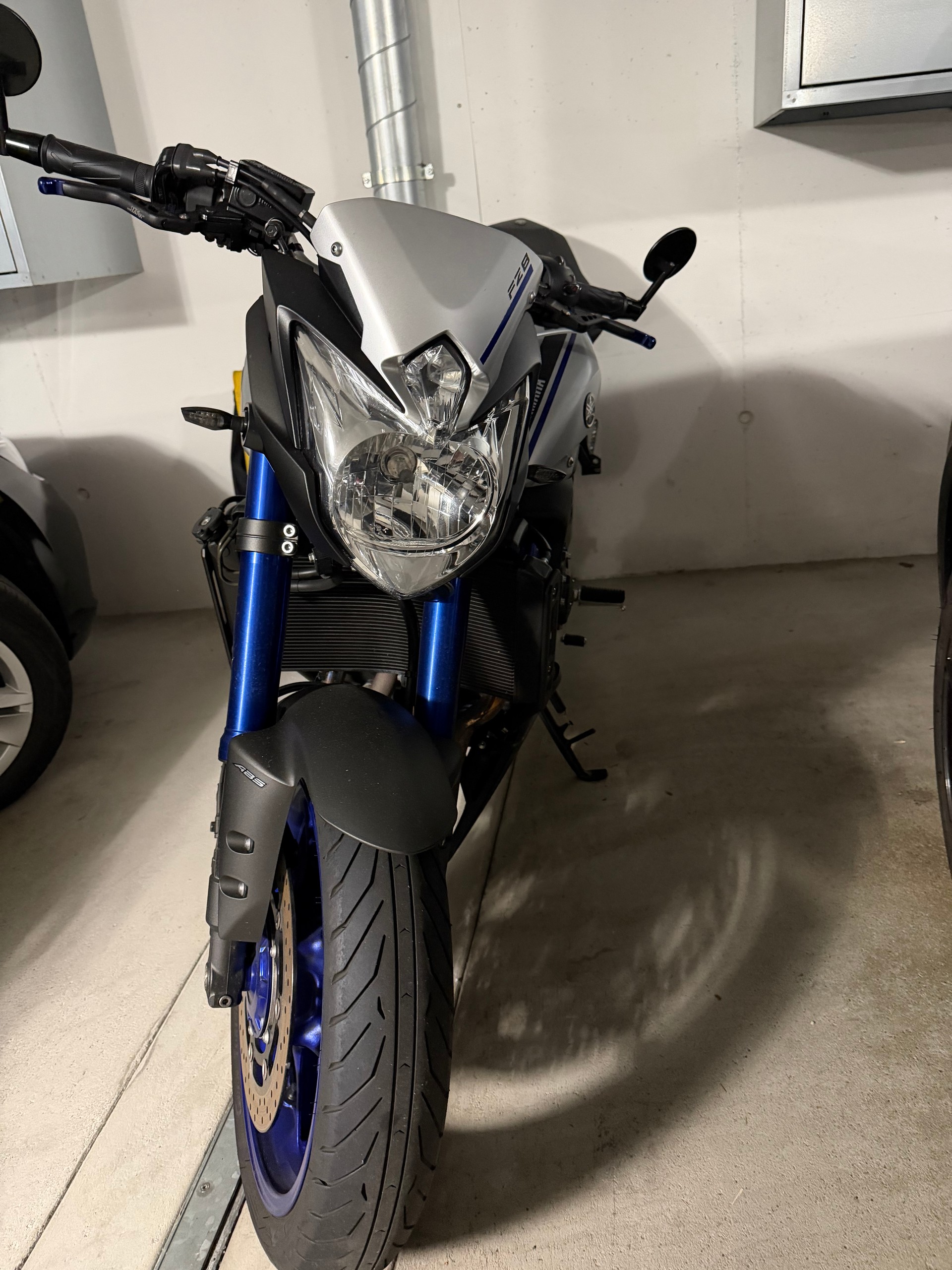 YAMAHA FZ8 N ABS-image-6