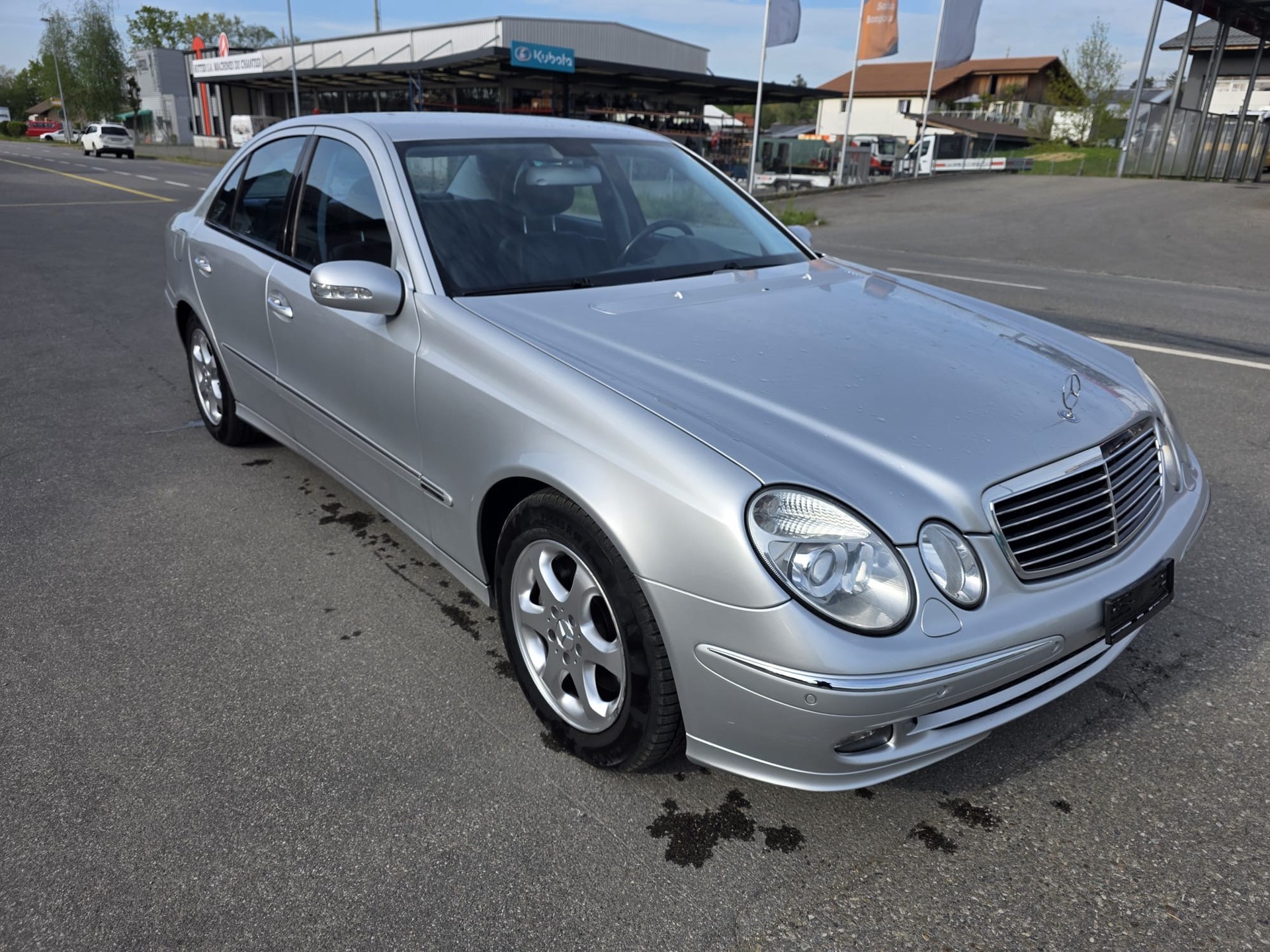 MERCEDES-BENZ E 350 Avantgarde 7G-Tronic-image-2
