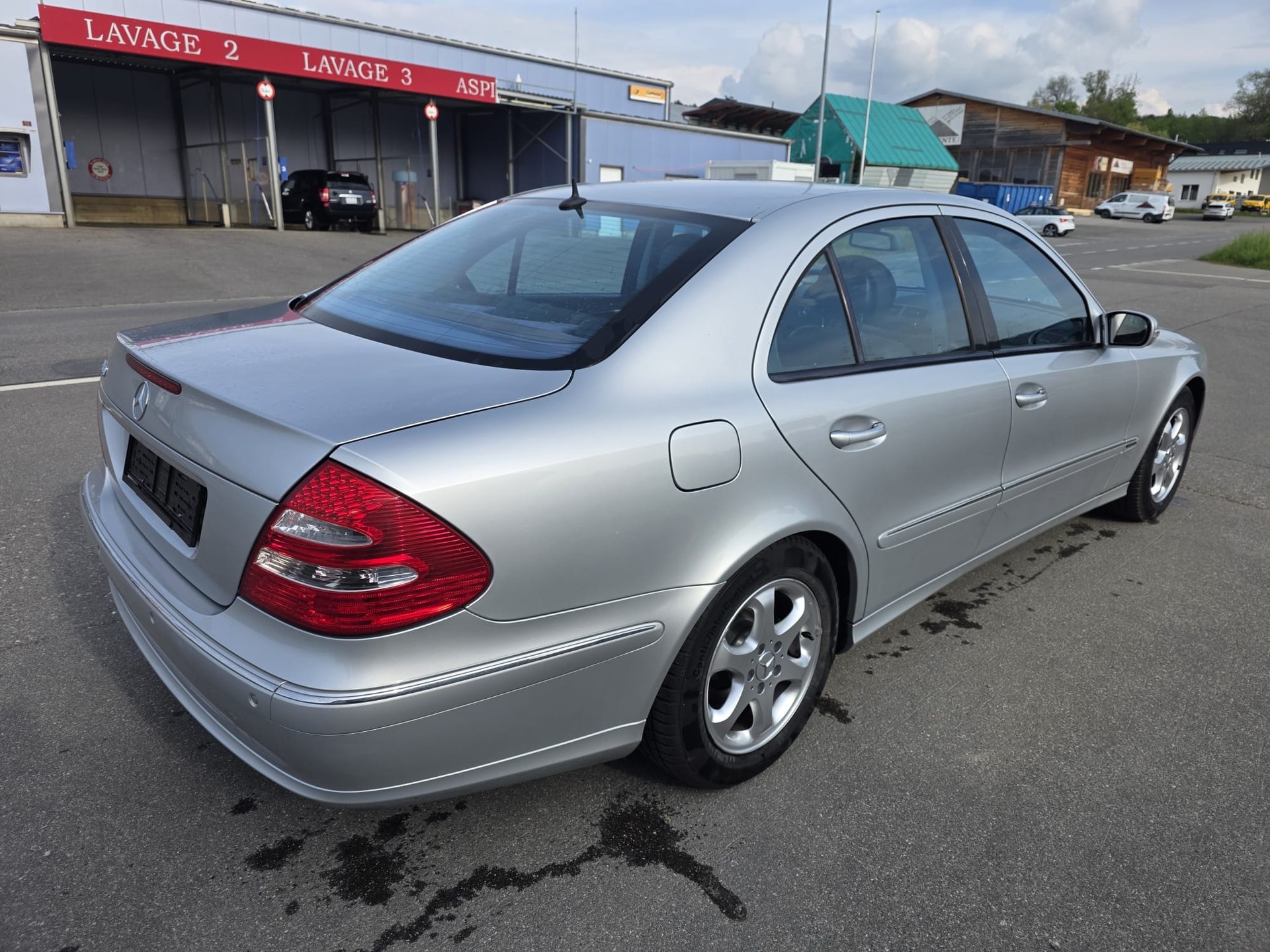 MERCEDES-BENZ E 350 Avantgarde 7G-Tronic-image-3