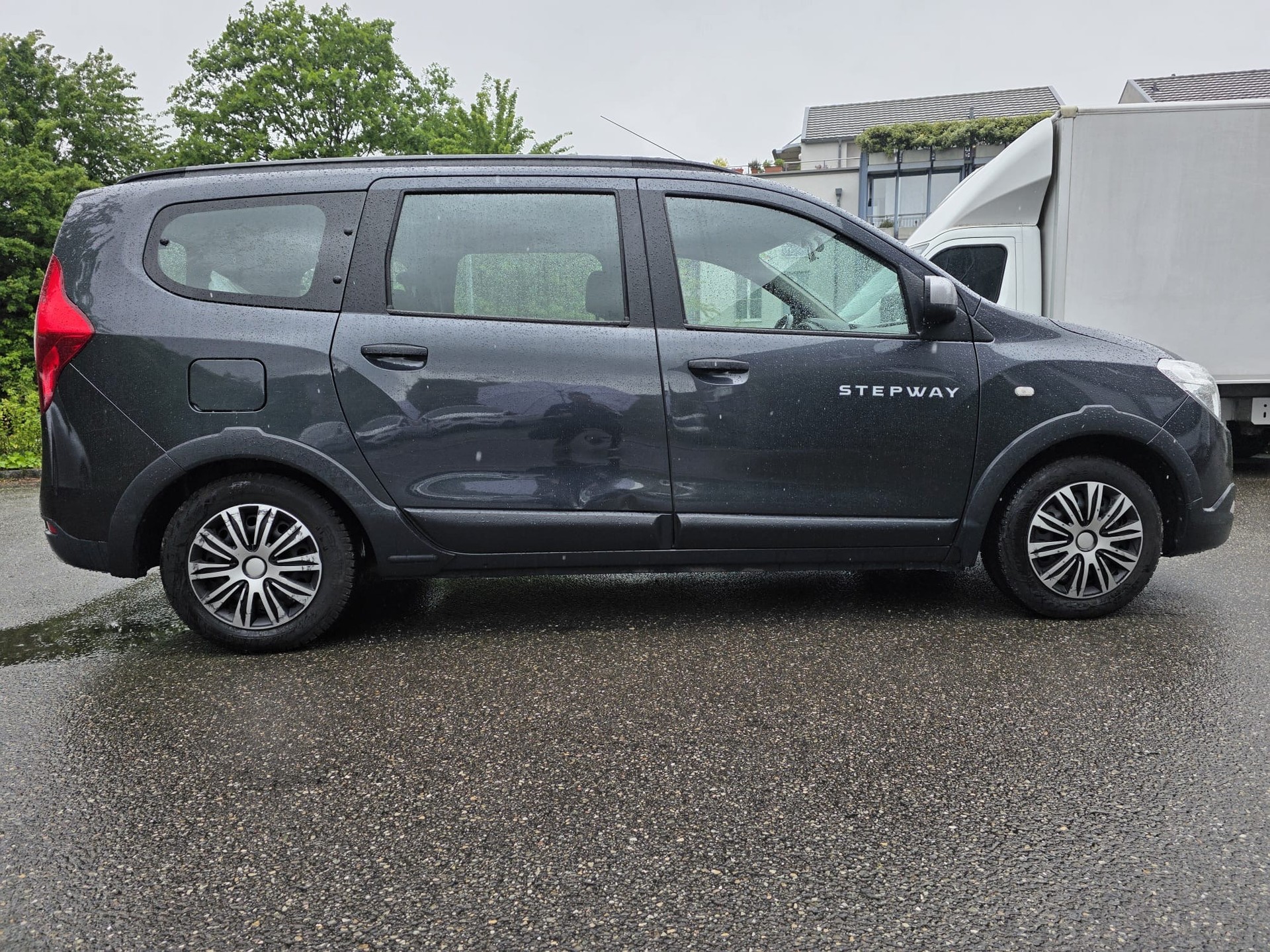 DACIA Lodgy 1.2 Turbo Ambiance 7PL-image-12