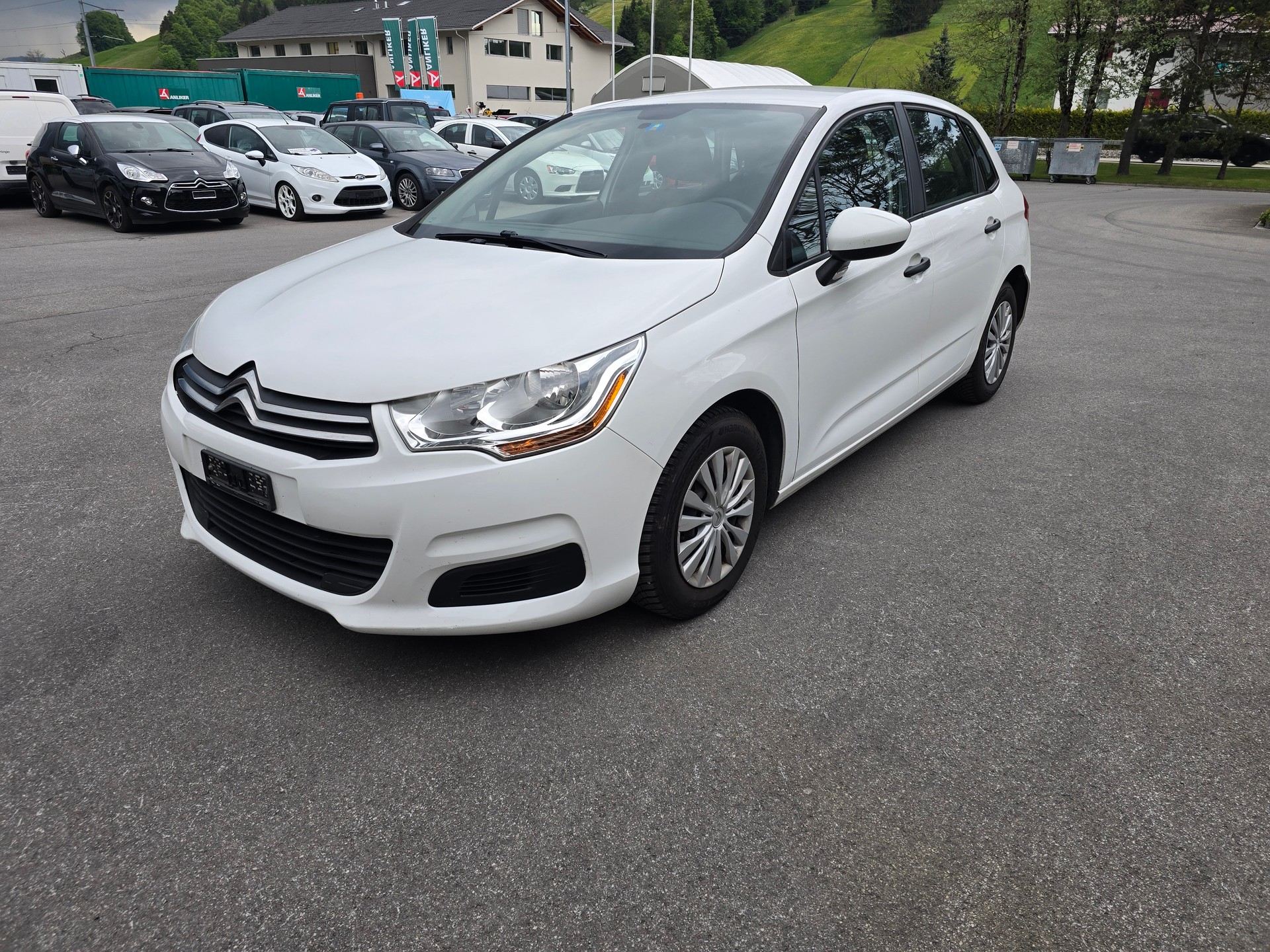 CITROEN C4 Berline 1.4 VTi Attraction-image-1