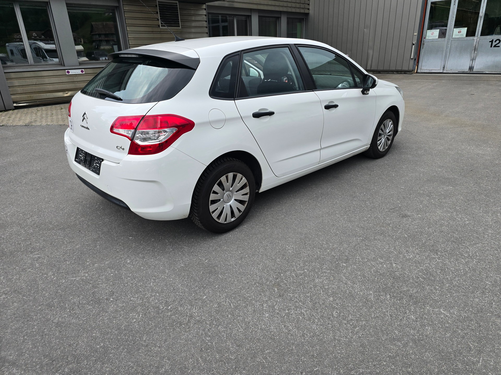 CITROEN C4 Berline 1.4 VTi Attraction-image-4