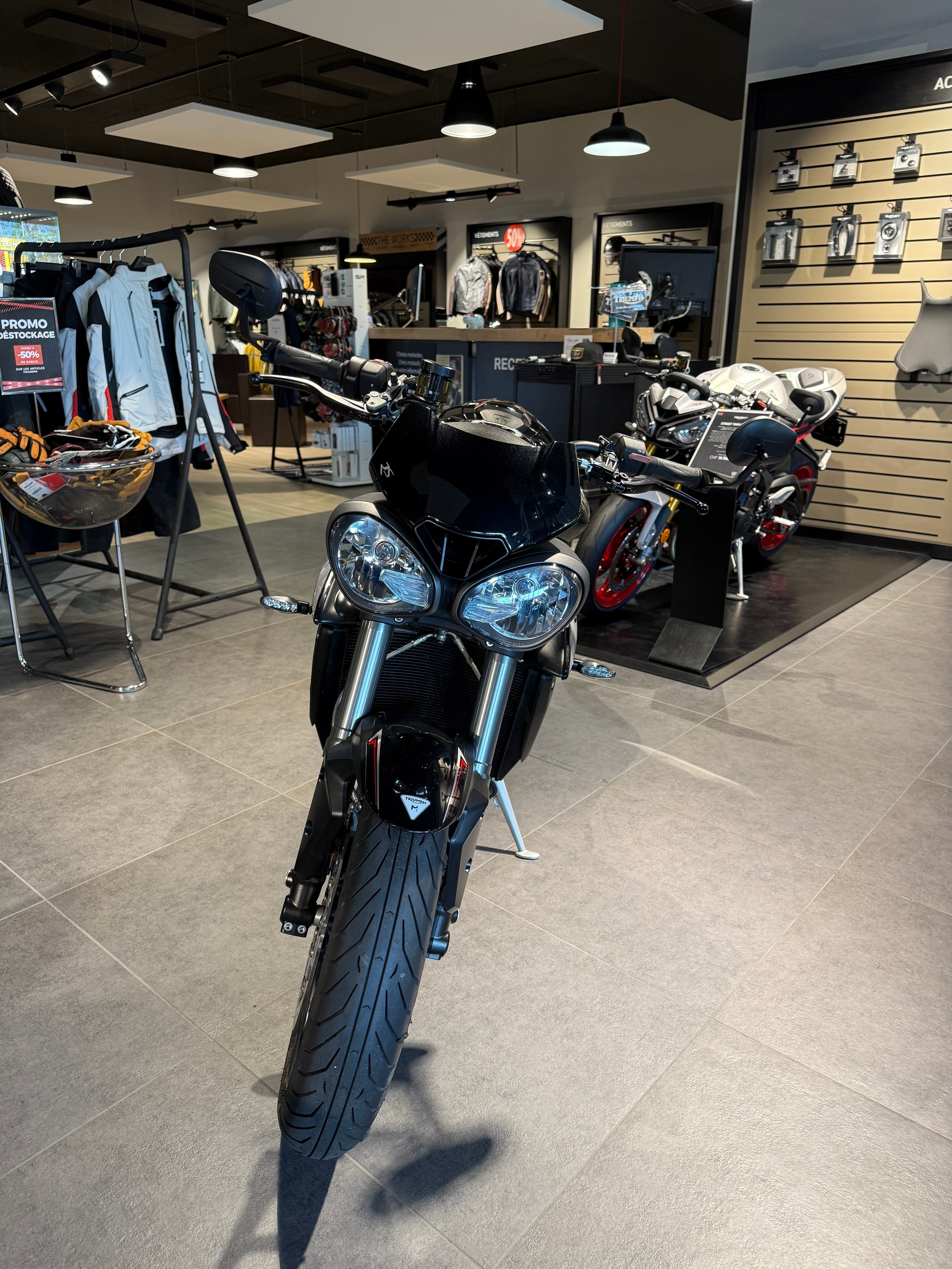 TRIUMPH Street Triple RS 765 ABS-image-2