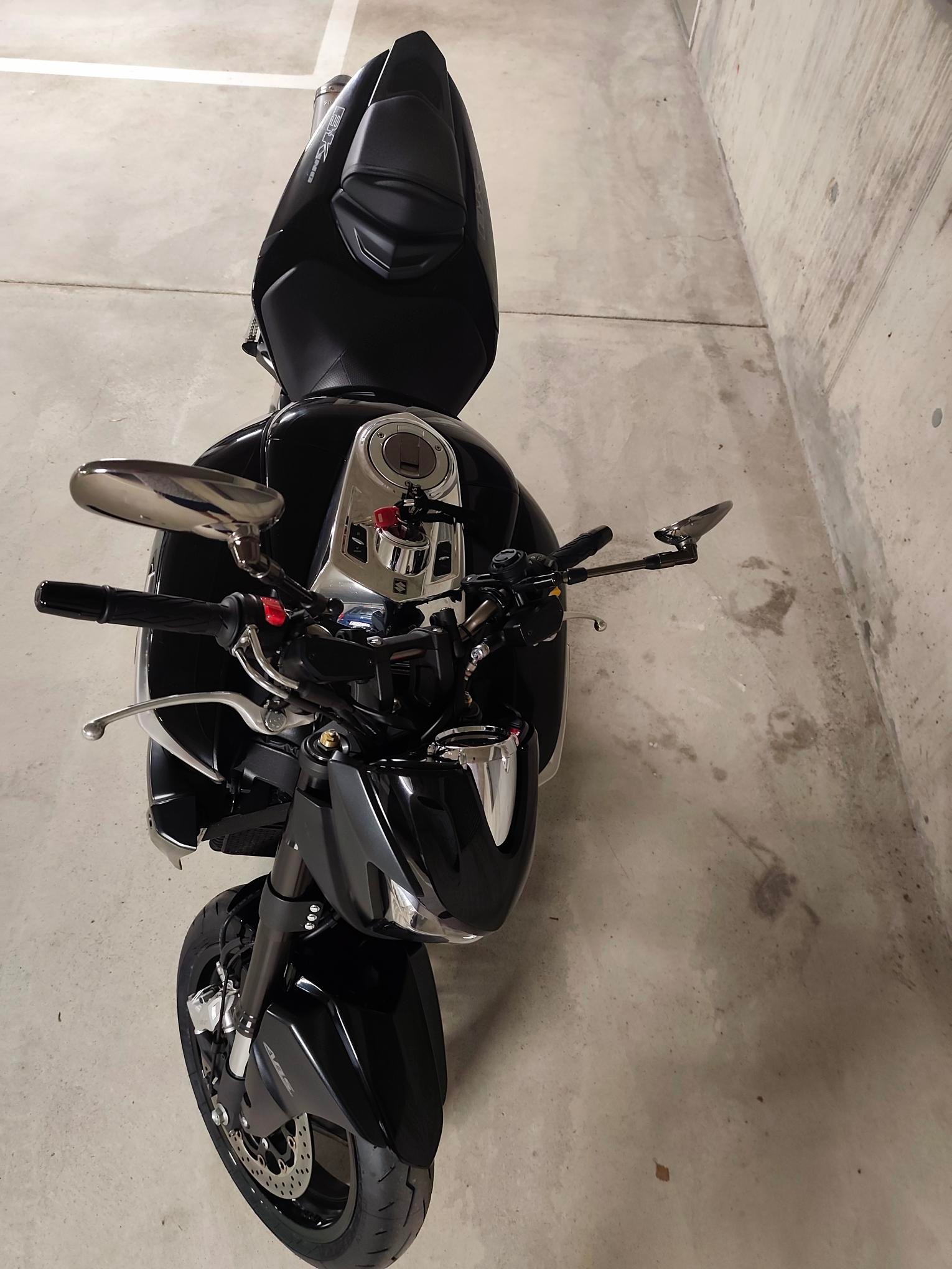 SUZUKI GSX 1300 B-King-image-5