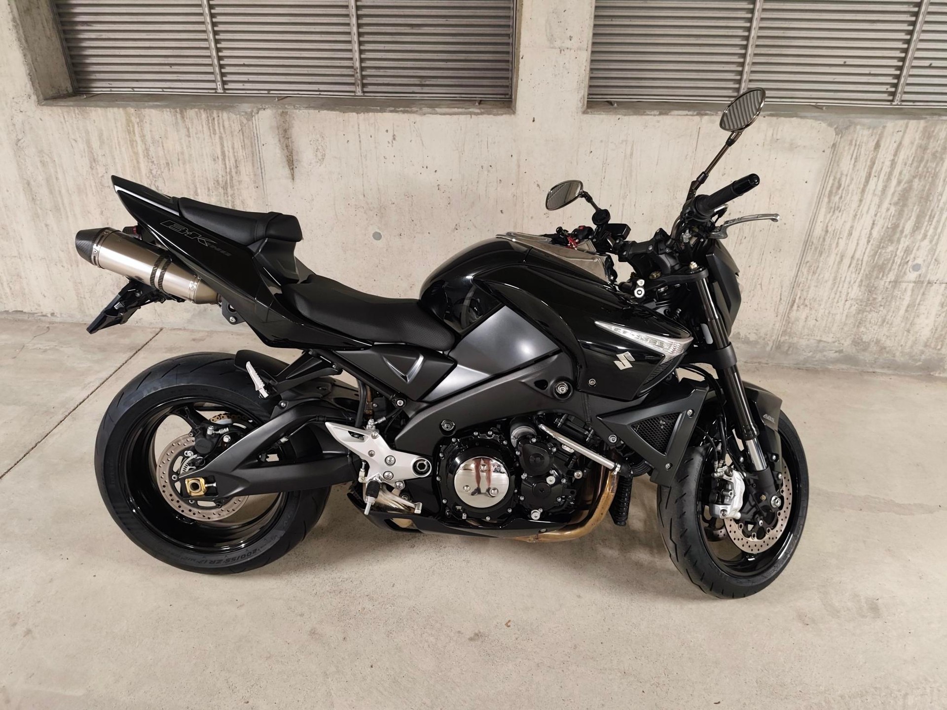 SUZUKI GSX 1300 B-King-image-3