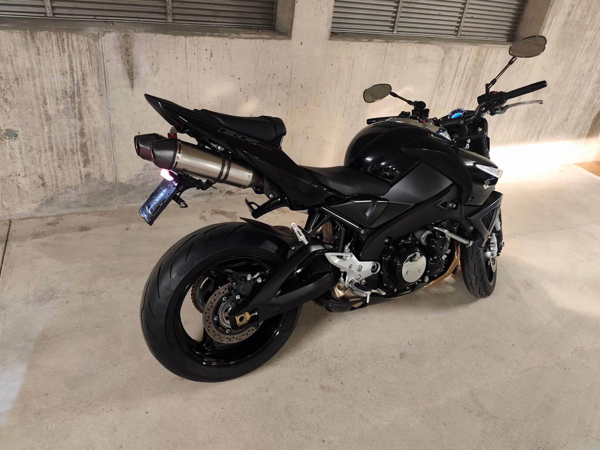 SUZUKI GSX 1300 B-King