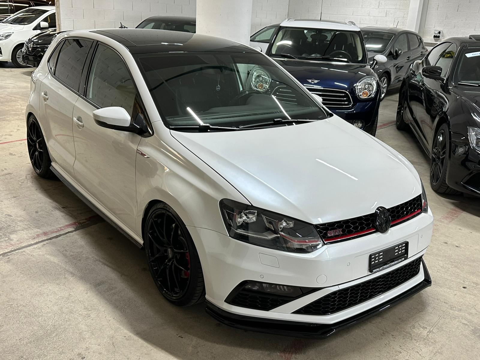 VW Polo 1.8 TSI GTI-image-4