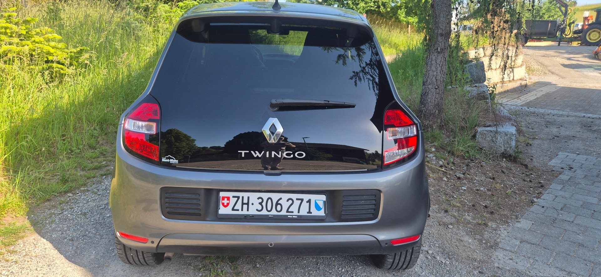 RENAULT Design Edition 0.9 TCe 90 Iconic-image-5