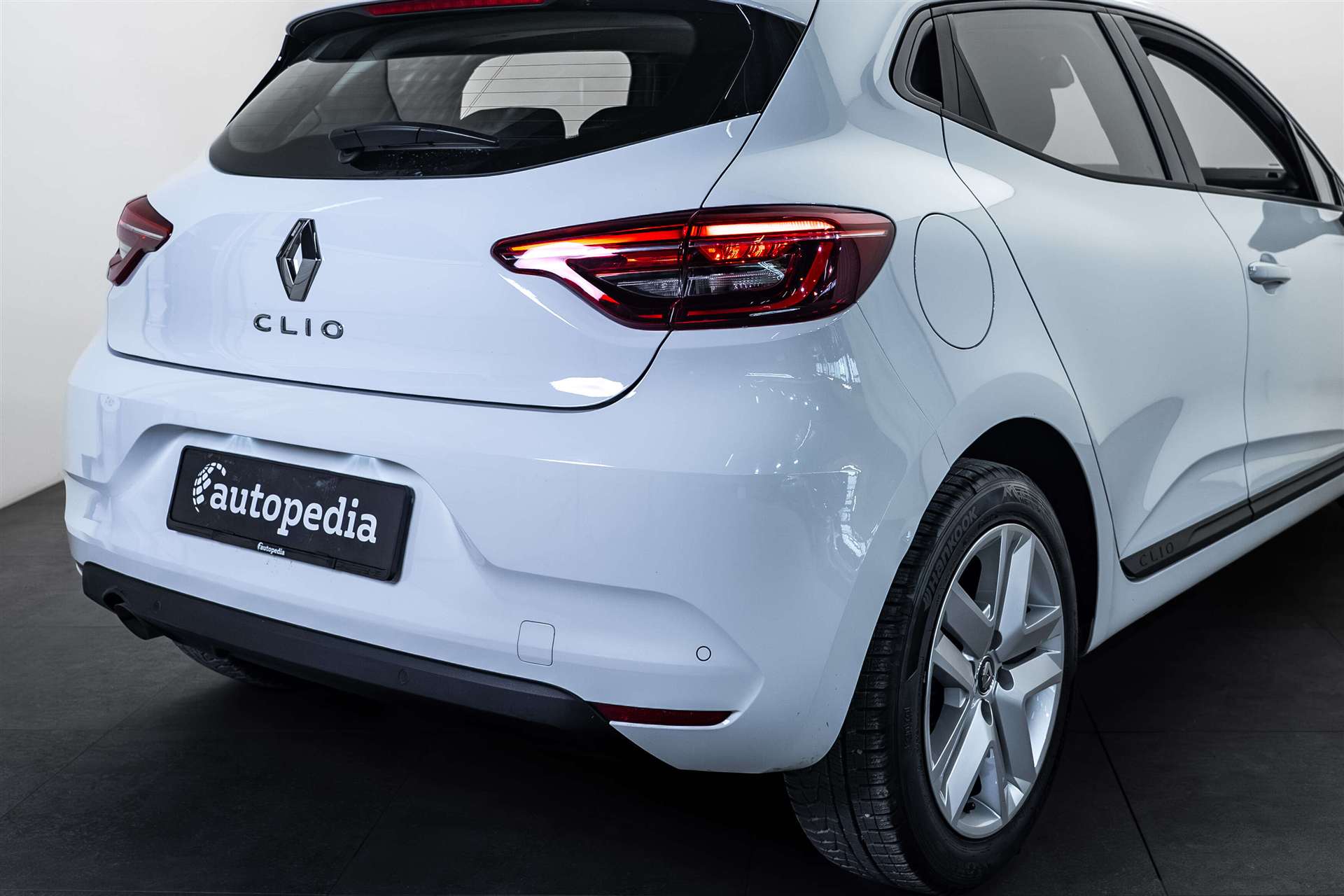 RENAULT Clio 1.0 Zen CVT Automat-showroom-element-3