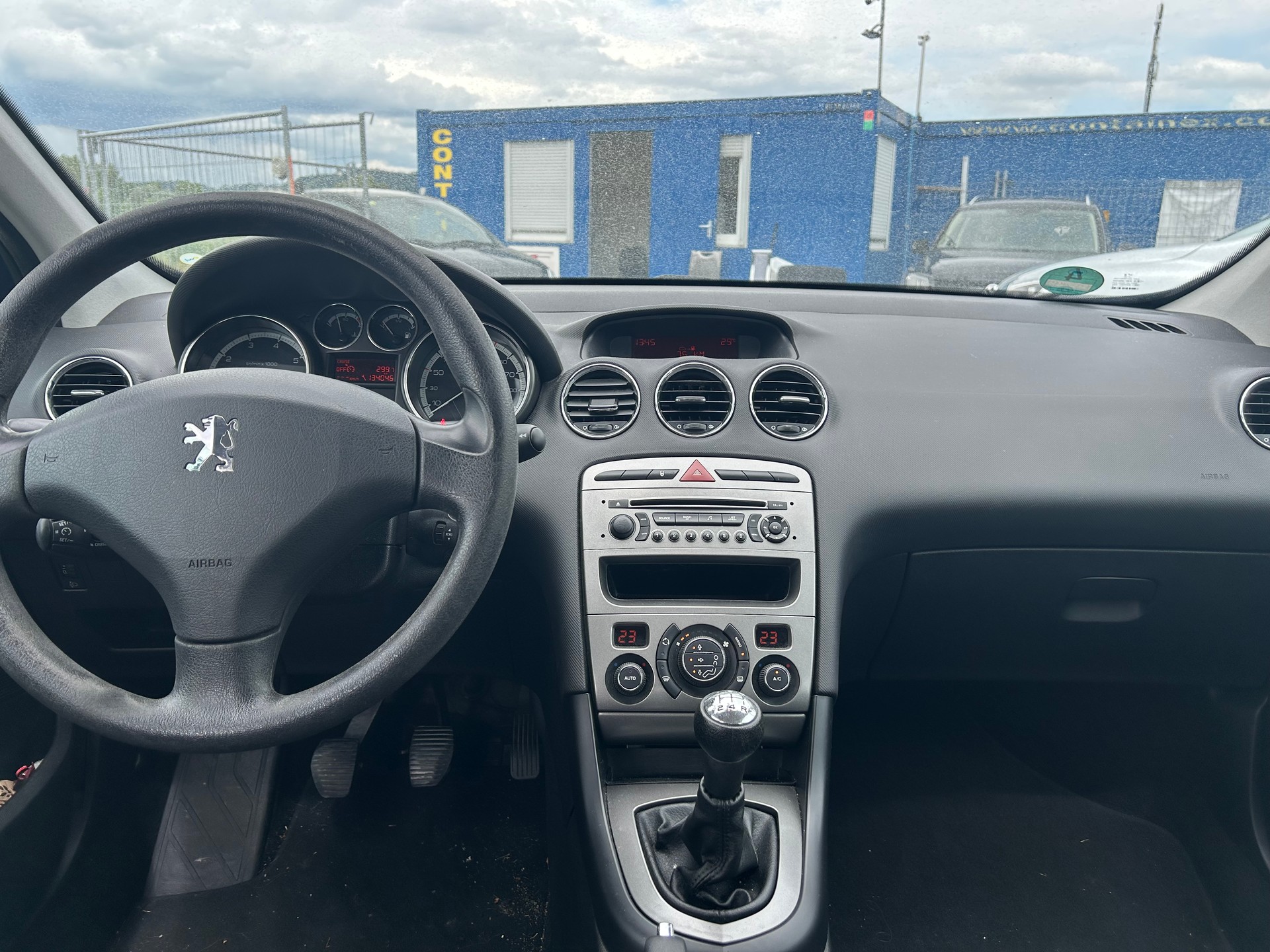 PEUGEOT 308 1.6 16V VTI Sport-image-6