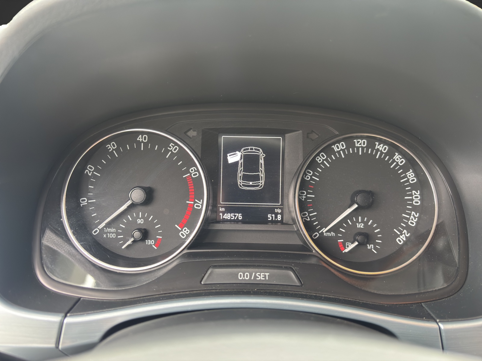 SKODA Fabia 1.2 TSI Ambition-image-5