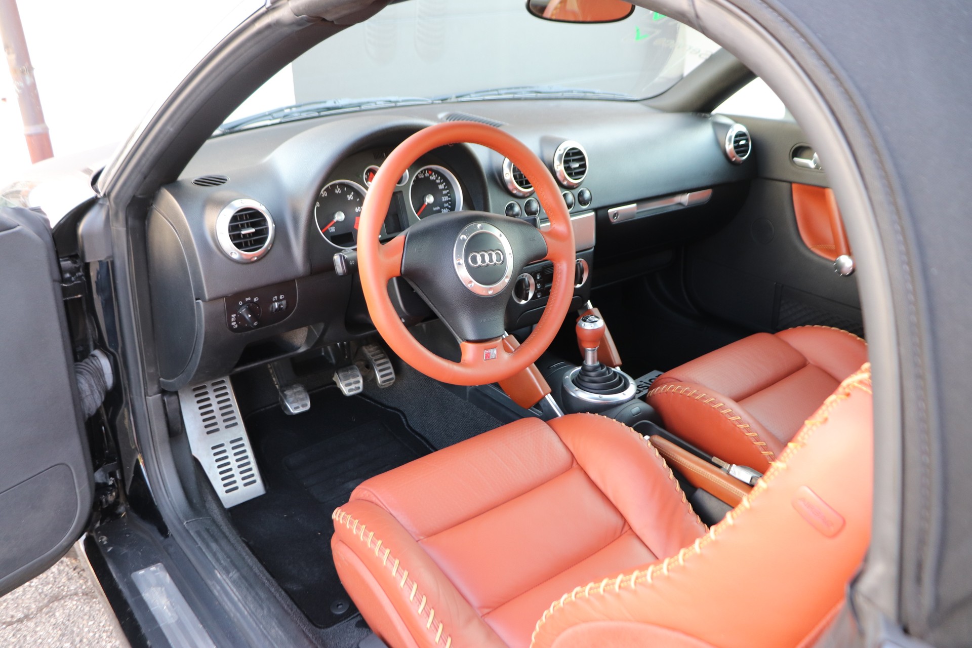 AUDI 1.8 20V Turbo 180 ESP-image-8