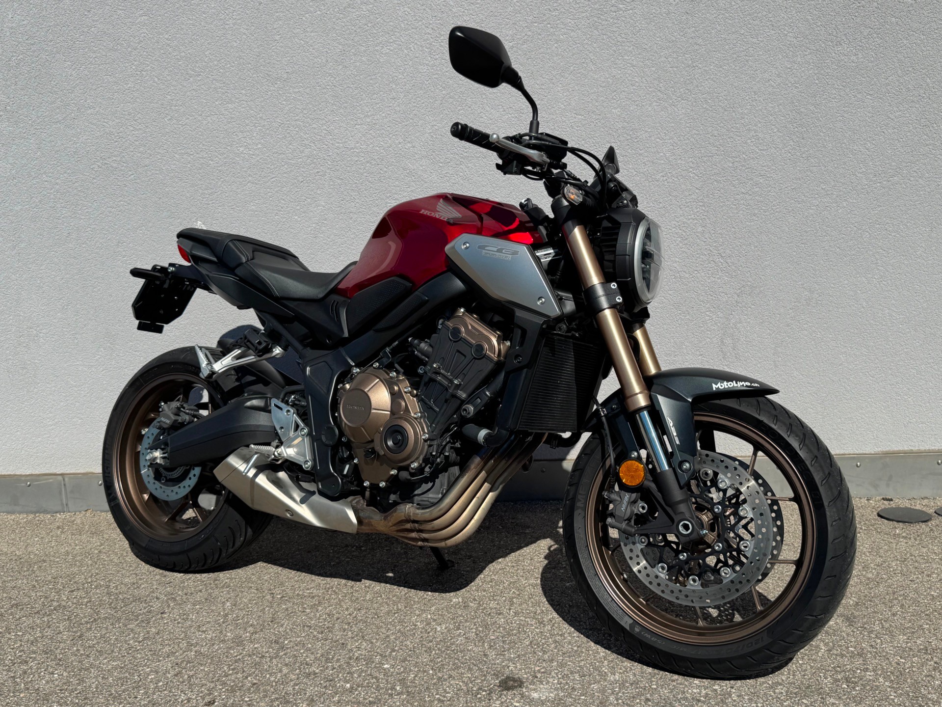 HONDA CB 650 R ABS-showroom-element-2