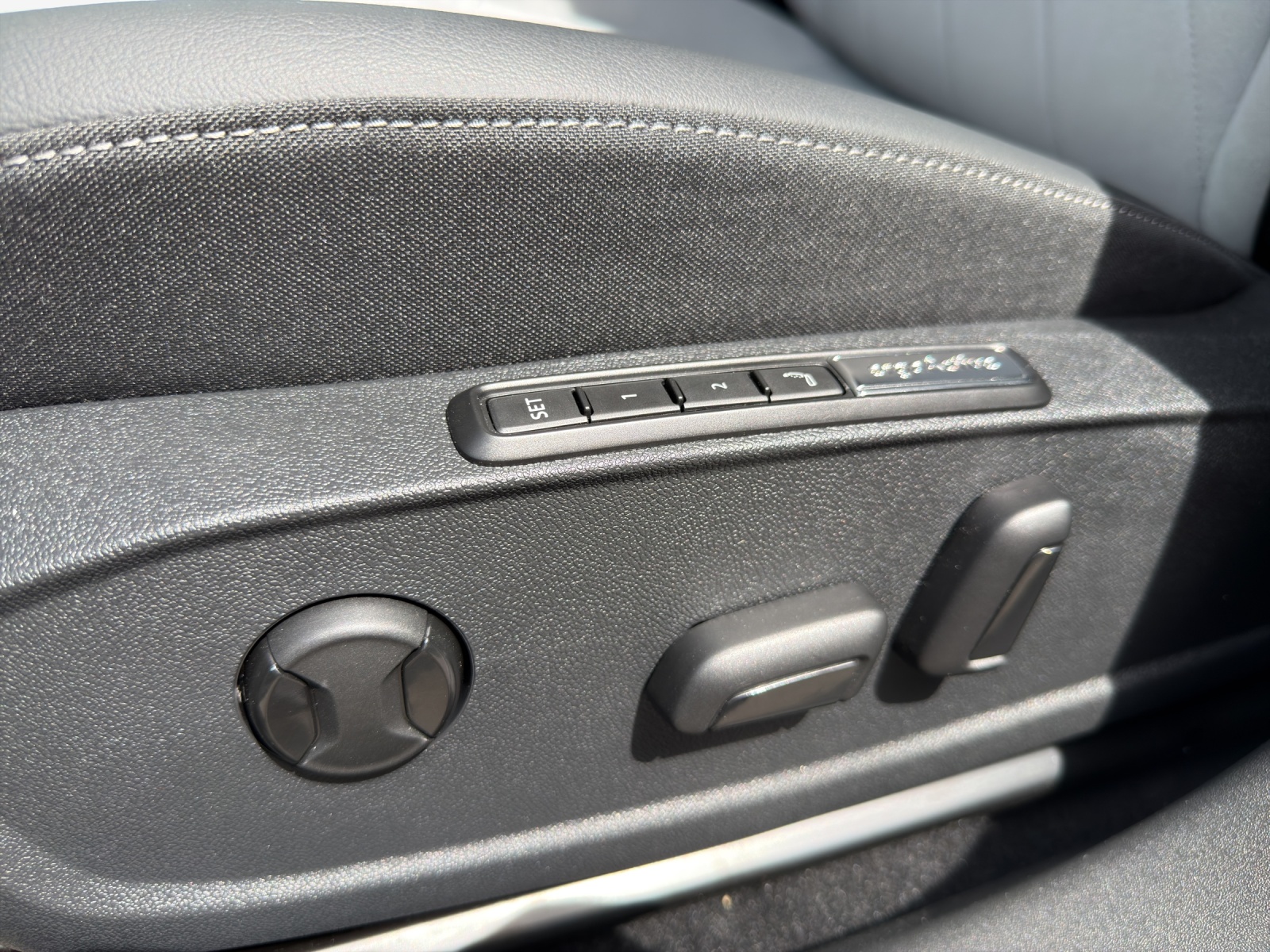 VW ID.3 Pro 59 kWh Pro United-image-16