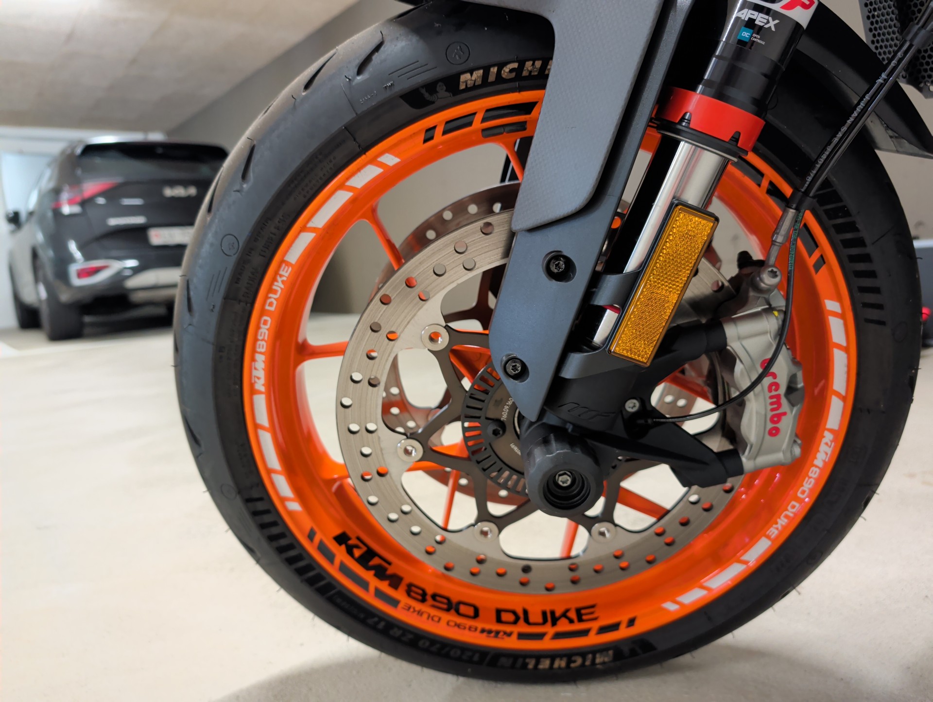 KTM 890 Duke R mit viel Zubehör-image-7
