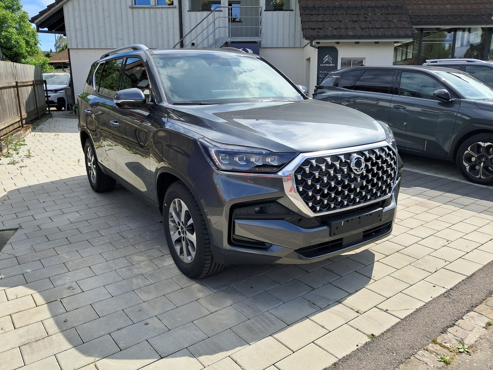 KGM-SsangYong Rexton 2.2 CRDi Titanium 4WD AT-showroom-element-3