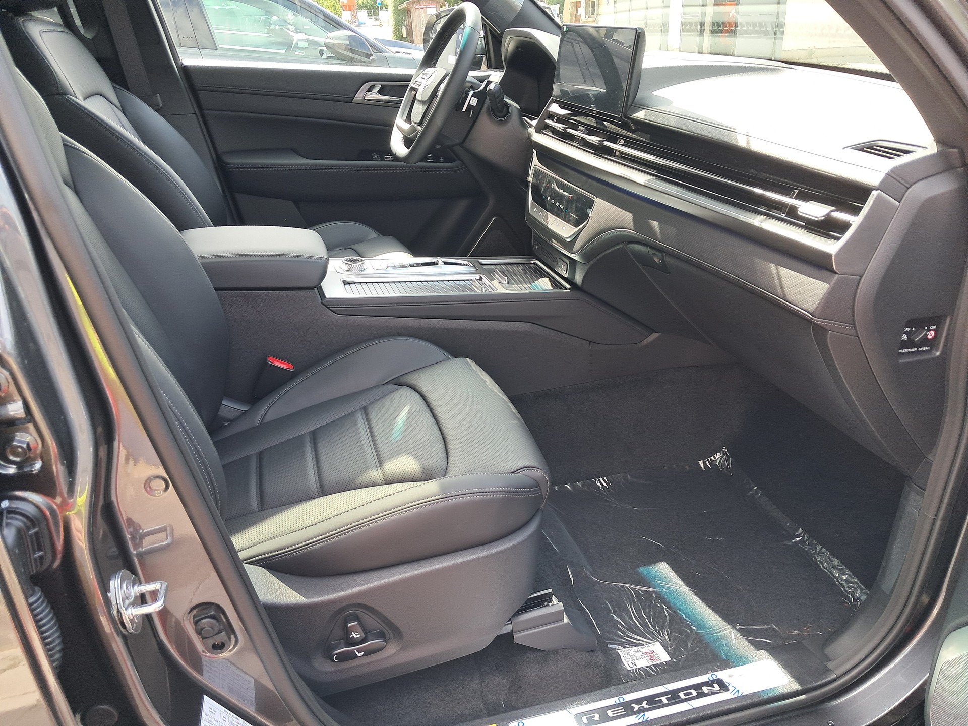 KGM-SsangYong Rexton 2.2 CRDi Titanium 4WD AT-image-6