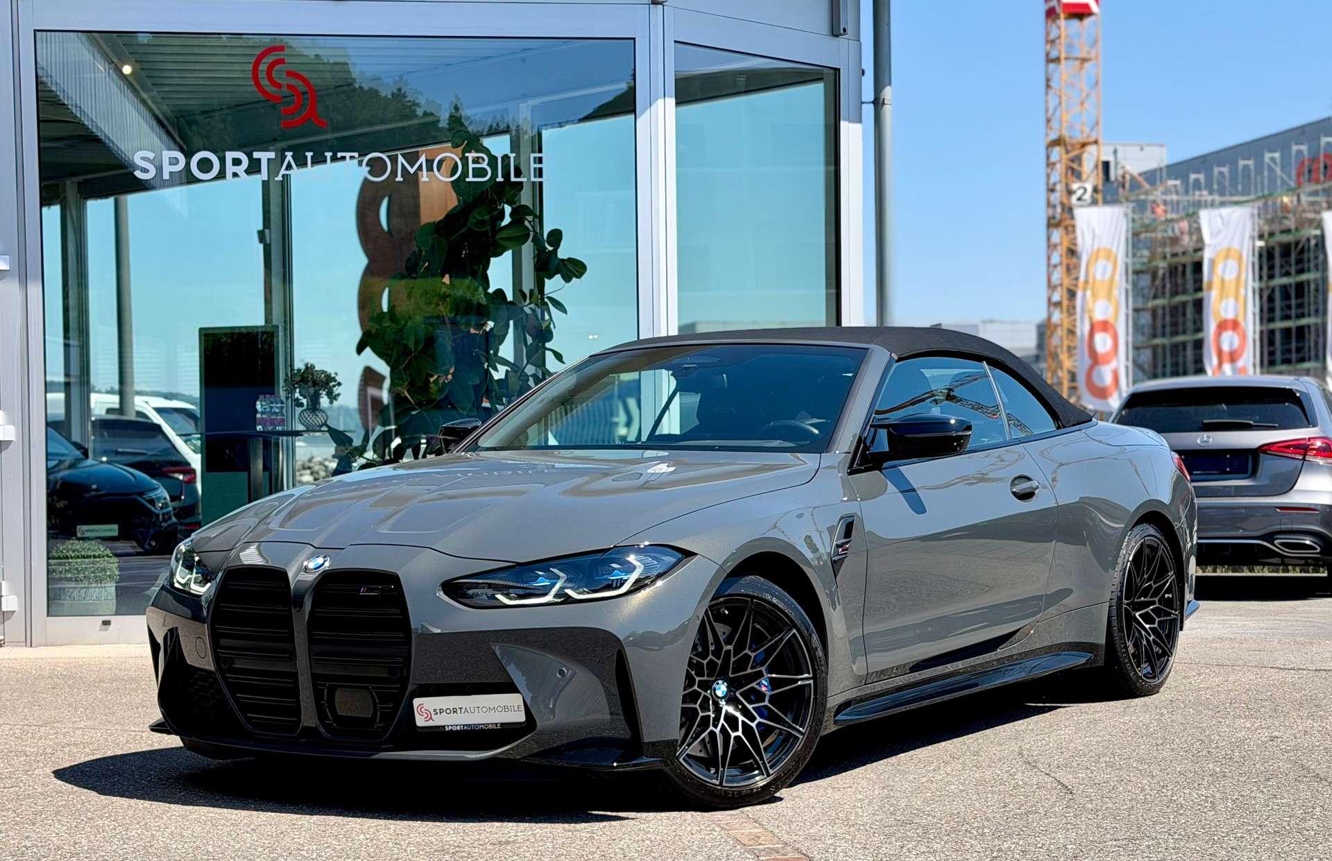 BMW M4 Cabrio Competition M xDrive *CH Fahrzeug - 4 Jahre / 200'000km Garantie & Gratis Service*-showroom-element-1