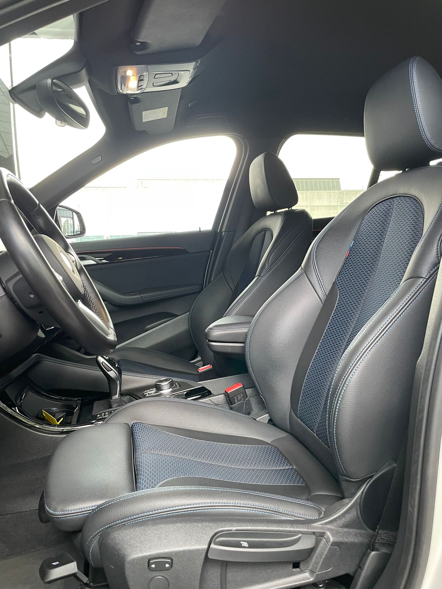 BMW X1 20d xDrive-image-5