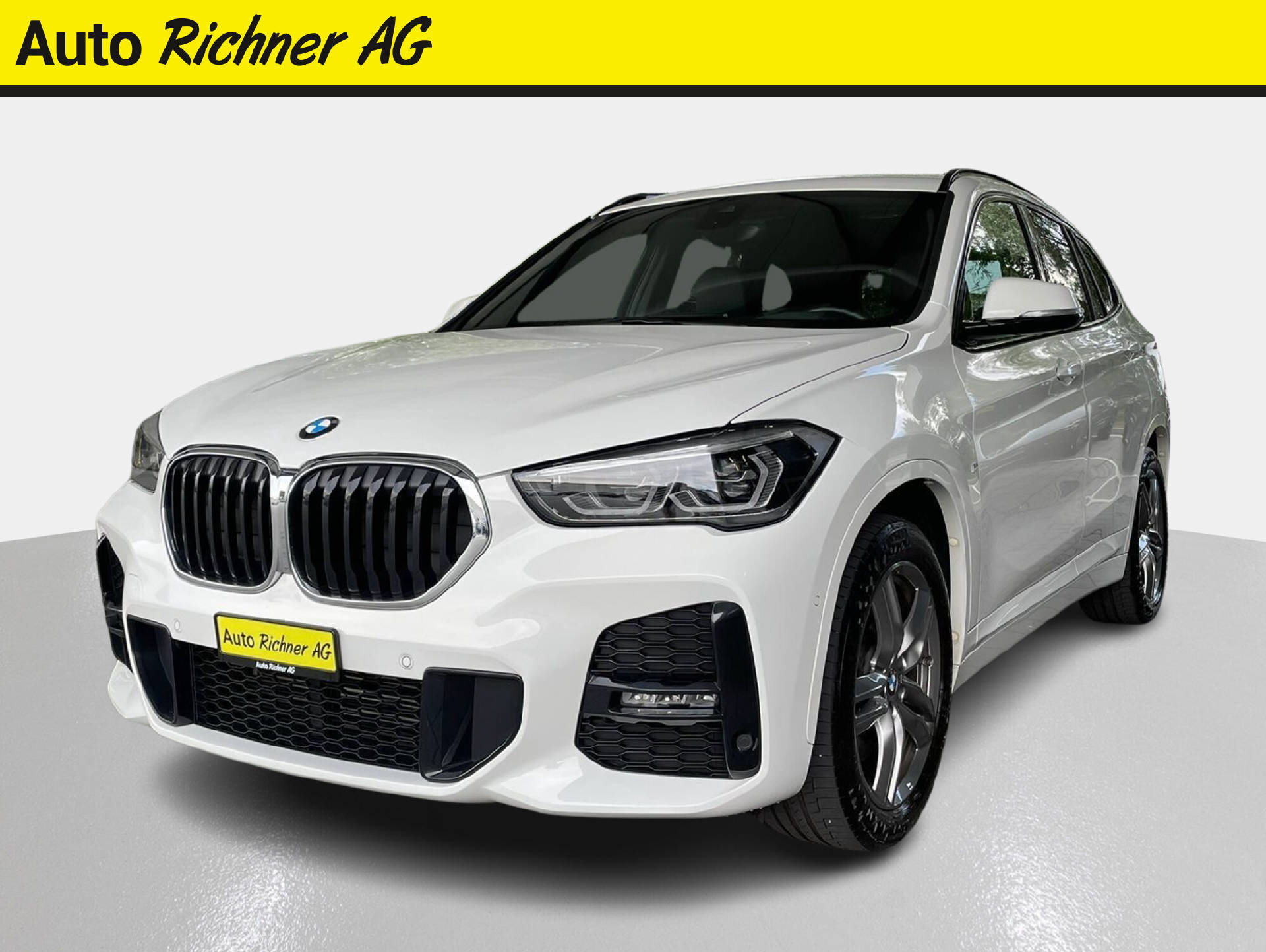 BMW X1 20d xDrive-showroom-element-1