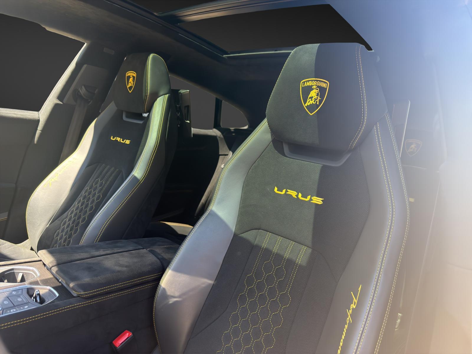 LAMBORGHINI Urus Perfomante-image-8