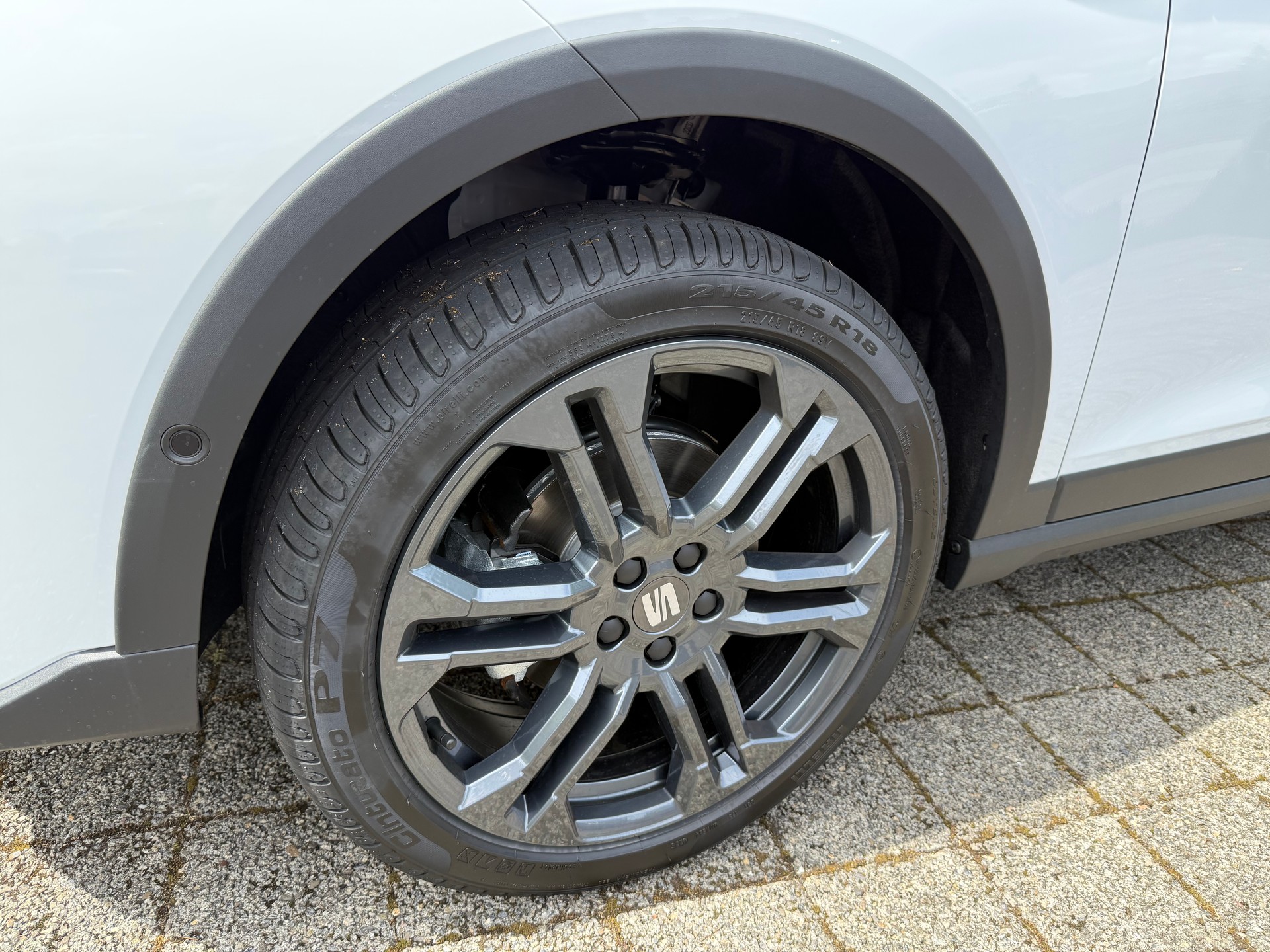 SEAT Arona 1.5 Eco TSI FR DSG-image-12