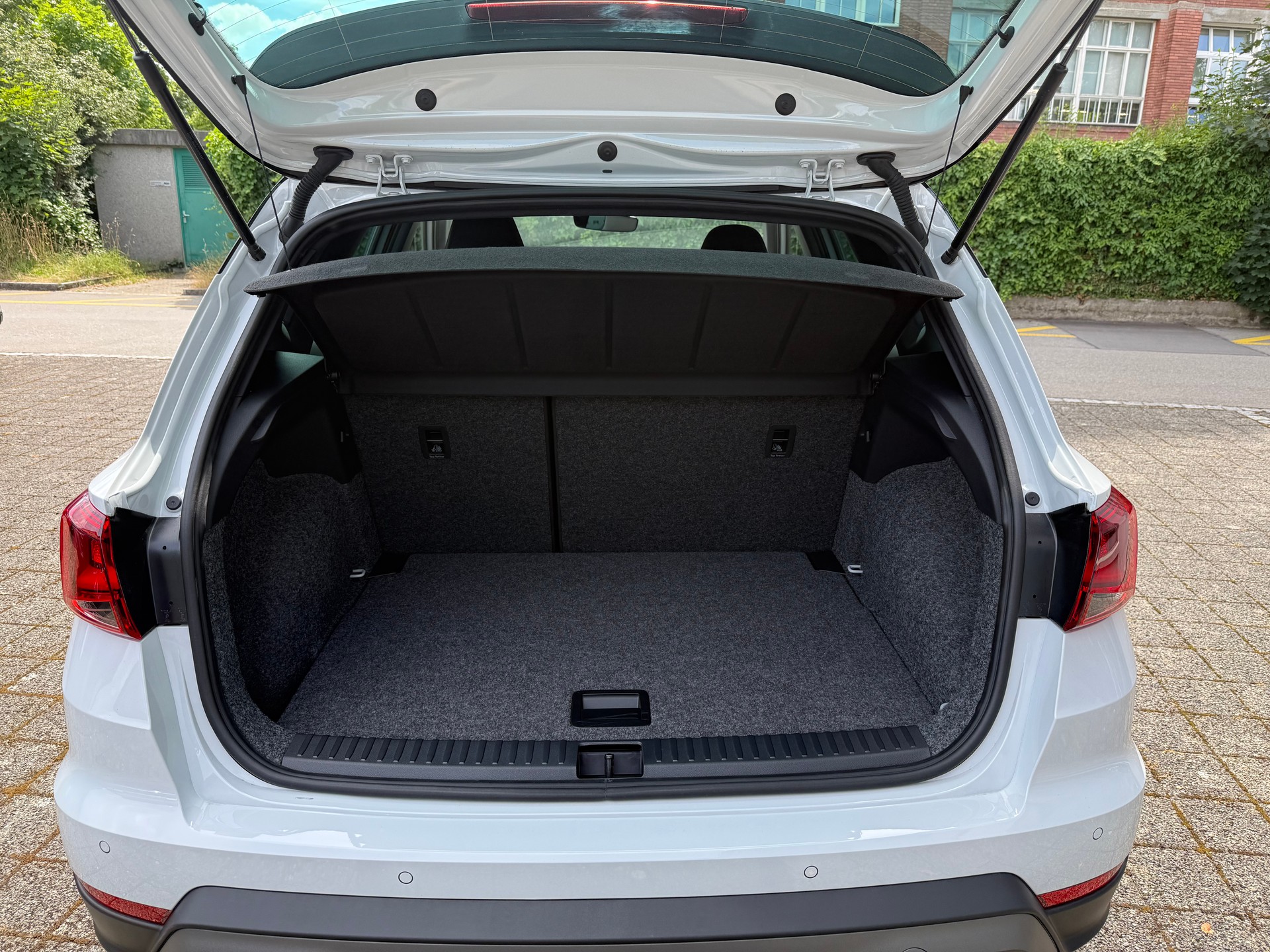 SEAT Arona 1.5 Eco TSI FR DSG-image-7