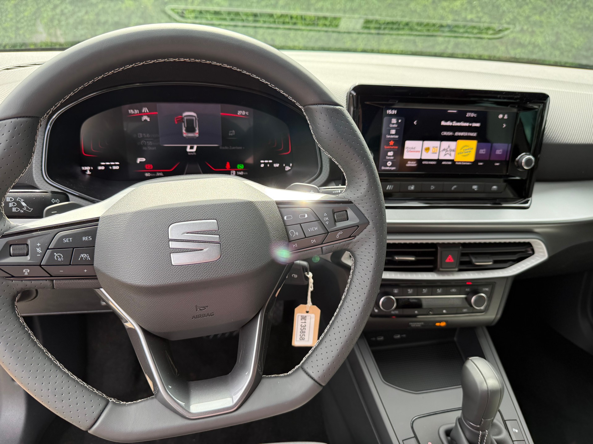 SEAT Arona 1.5 Eco TSI FR DSG-image-3