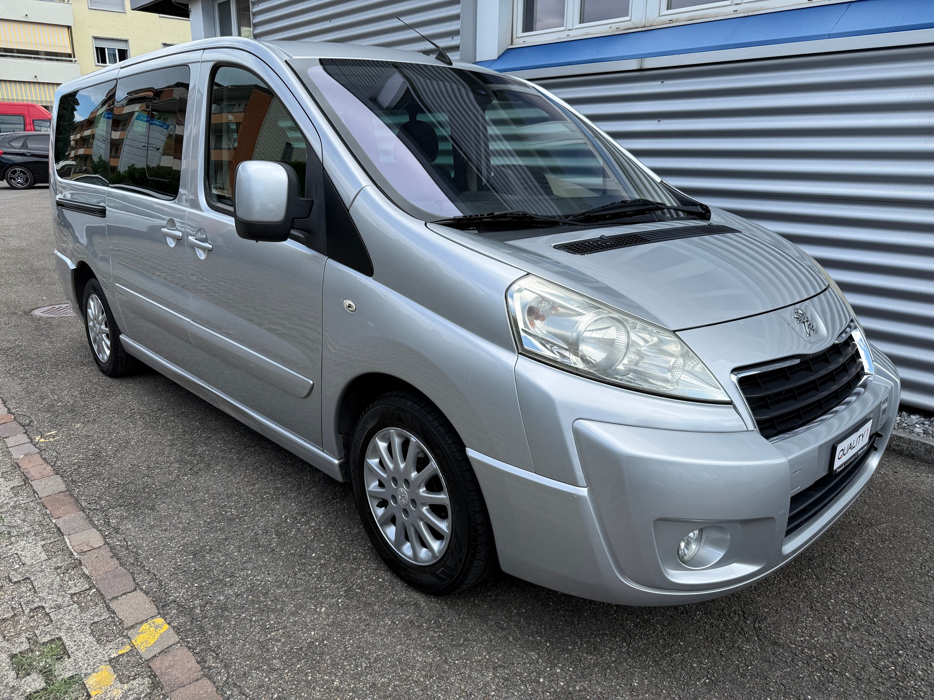 PEUGEOT Expert Tepee 2.0 HDi Premium L2-image-11